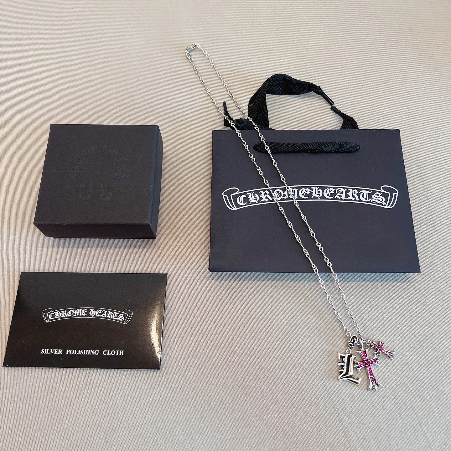 NO:380611,Croxin Manufacturer direct sales price Original one-to-one reproduction, same style for men and women Croxin necklace, jewelry boutique, chrome hearts, necklace19860909克罗心 厂家直销价 原版一比一复刻 男女同款 克罗心项链,饰品精品,chrome hearts,necklace,Jewelry