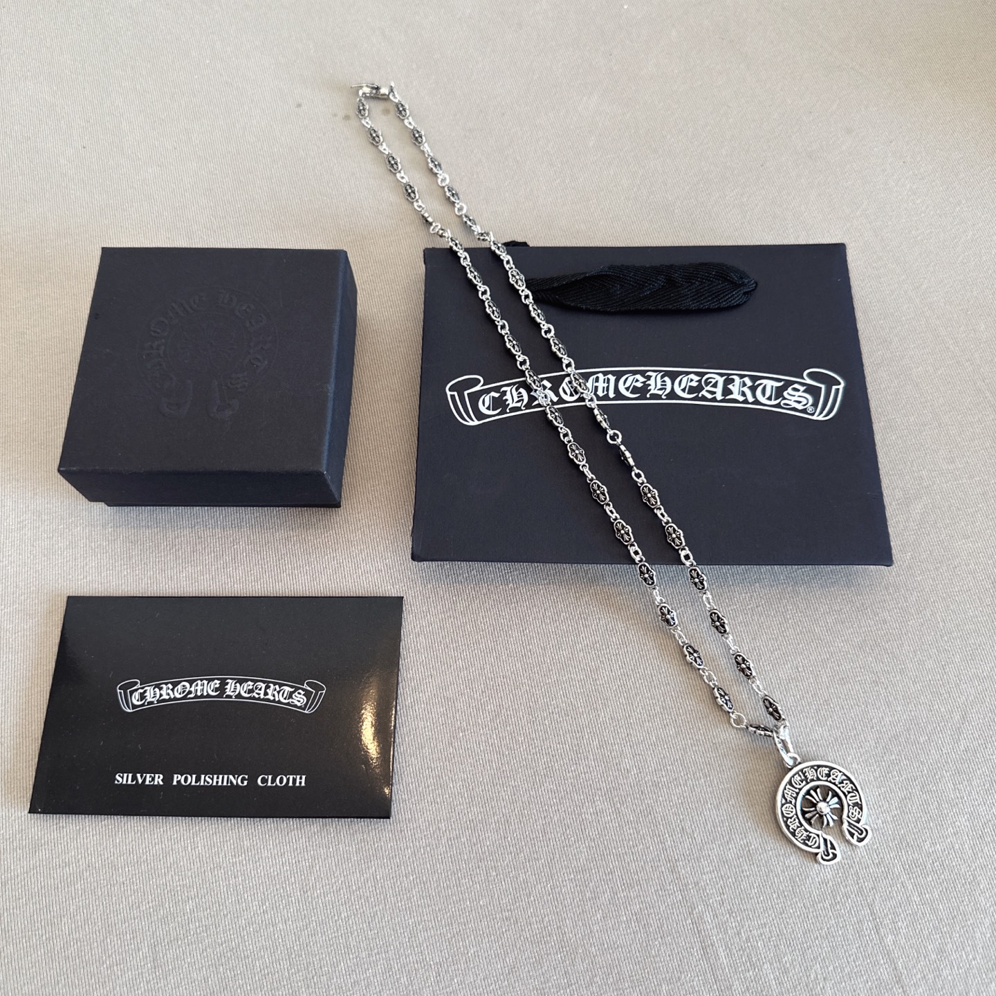 NO:641624,So handsome, the latest Chrome Hearts. No explosions, no hair. Factory direct sales. Original one-to-one replica. Chrome Hearts Necklace, fine jewelry, chrome hearts, necklace.19860909太帅爆了最新款克罗心 不爆不发 厂家直销 原版一比一复刻 克罗心项链,饰品精品,chrome hearts,necklace,Jewelry