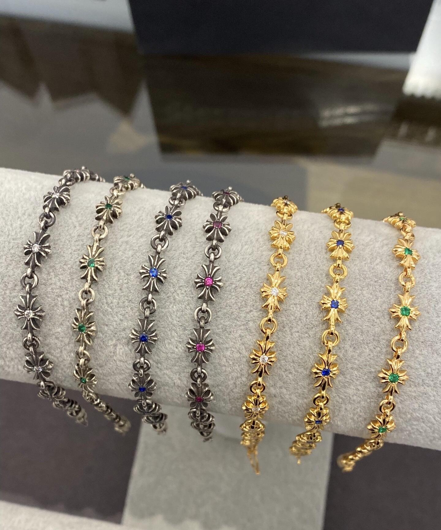 NO:664112,Popular items in Chrome Hearts counter, factory direct selling price, original one-to-one reproduction, same style for men and women, Chrome Hearts Bracelet, jewelry boutique, chrome hearts, bracelet19860909克罗心专柜爆款 厂家直销价 原版一比一复刻 男女同款 克罗心手链,饰品精品,chrome hearts,bracelet,Jewelry