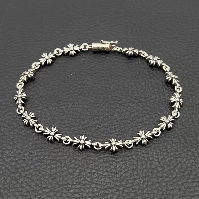 NO:583341,Decorated with Qianxi retro tiny e cross flower bracelet European and American niche cross classic model for men and women full flower gothic style, jewelry boutique, bracelet19860909饰仟禧复古tiny e十字花手链欧美小众十字架经典款男女满花哥特风,饰品精品,bracelet,Jewelry