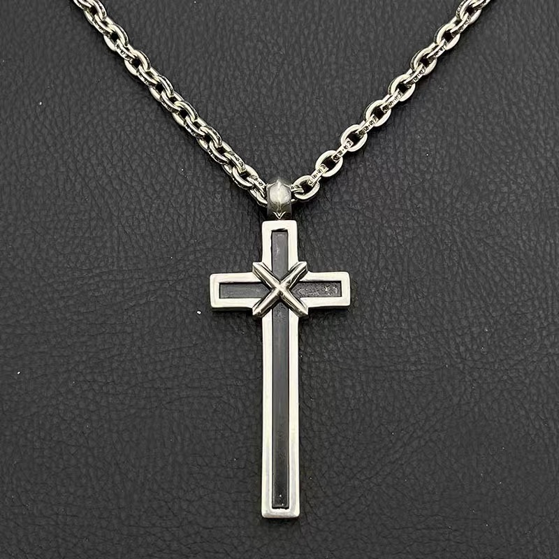NO:583345,Decorated with Qianxi retro M joint model cross necklace European and American hip-hop personalized letter chain pendant classic niche, jewelry boutique, necklace19860909饰仟禧复古M联名款十字架项链欧美嘻哈个性字母链吊坠经典小众,饰品精品,necklace,Jewelry