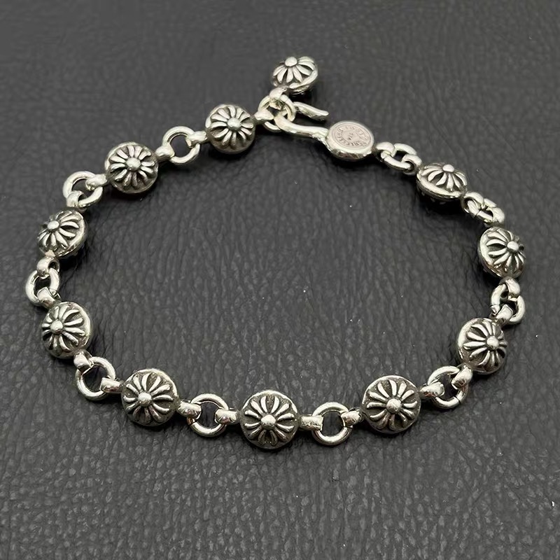 NO:575707,Decorating Qianxi's high-end retro cross flower ball bracelet for men and women, domineering trendy brand niche cross bracelet, classic model, jewelry boutique, bracelet19860909饰仟禧高级感复古十字花球手链男女霸气潮牌小众十字架手饰经典款,饰品精品,bracelet,Jewelry
