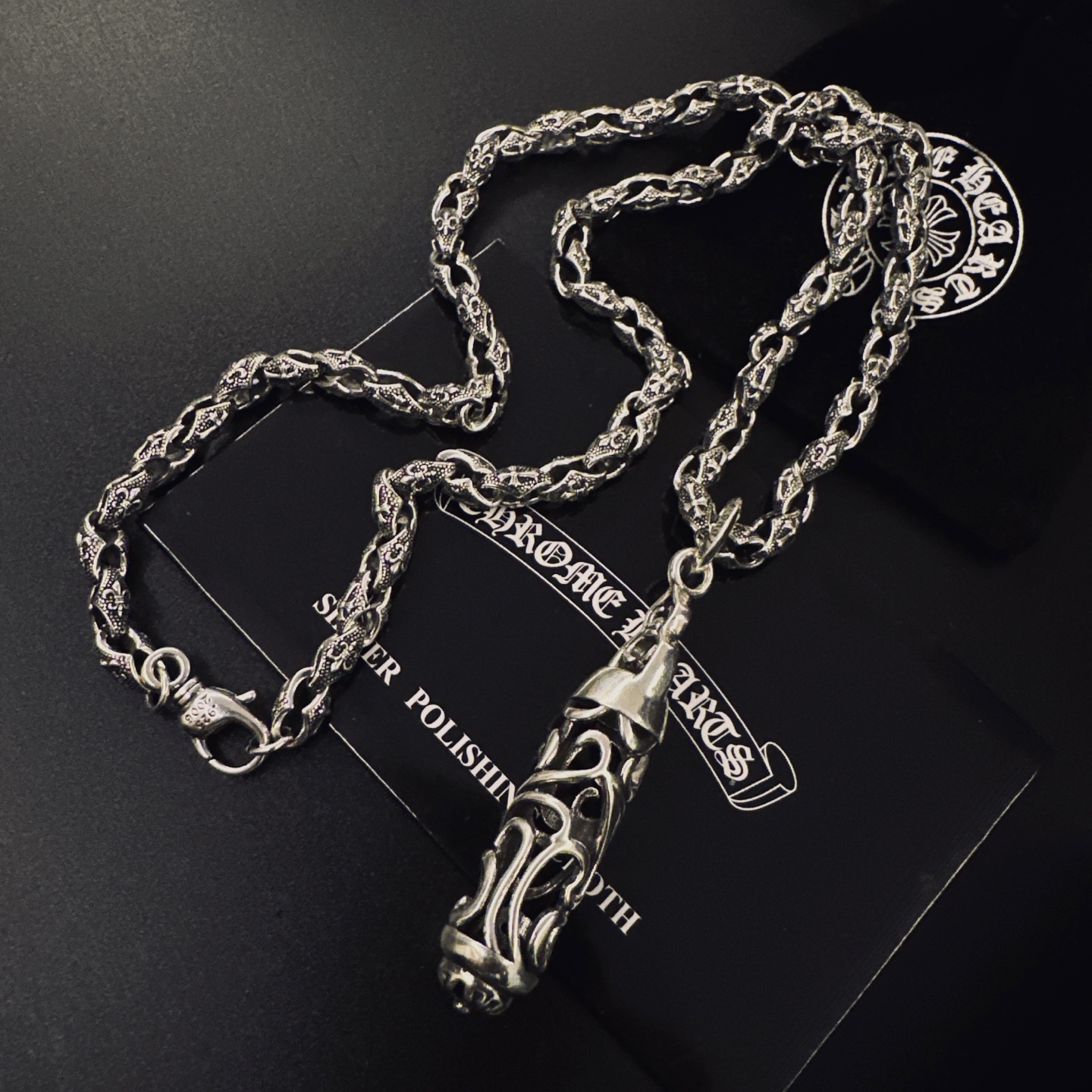 P［爆款推荐］🖤𝐂𝐡𝐫𝐨𝐦𝐞 𝐡𝐞𝐚𝐫𝐭𝐬 克罗心✝️项链，帅爆了克罗心项链 ⚜️造型不同的花纹设计风格