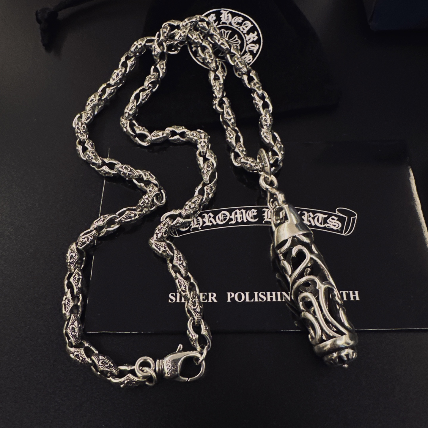 P［爆款推荐］🖤𝐂𝐡𝐫𝐨𝐦𝐞 𝐡𝐞𝐚𝐫𝐭𝐬 克罗心✝️项链，帅爆了克罗心项链 ⚜️造型不同的花纹设计风格