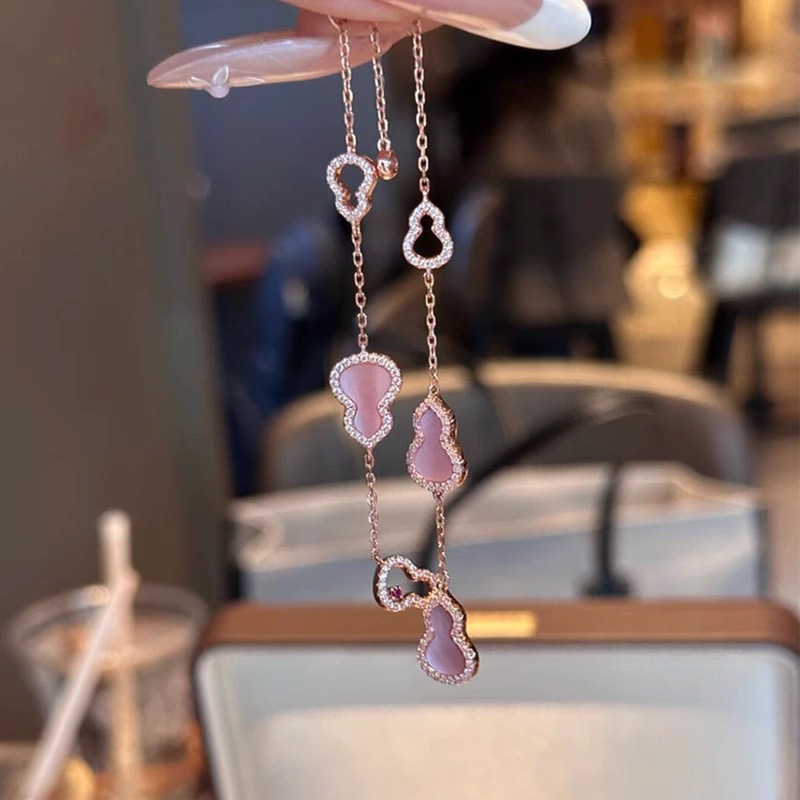 NO:641904,Hot new Chinese style gourd bracelet full of diamonds 2025 new light luxury high-end fashion temperament hand jewelry wholesale, jewelry boutique, bracelet19860909爆款新中式葫芦手链满钻2025新款轻奢高级感时尚气质手饰批发,饰品精品,bracelet,Jewelry