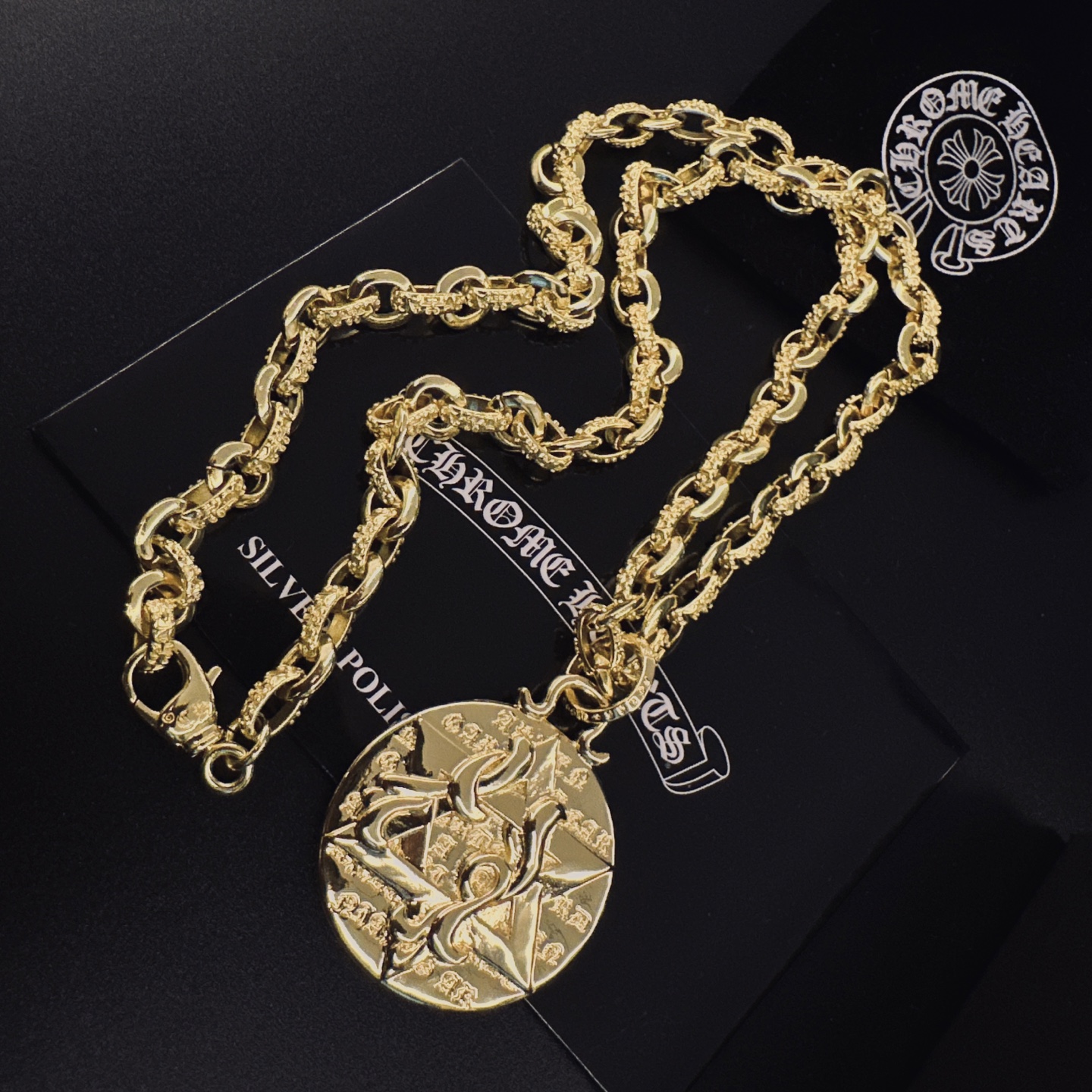 🆕 P［新品上架］𝐂𝐡𝐫𝐨𝐦𝐞 𝐡𝐞𝐚𝐫𝐭𝐬 克罗心项链，帅爆了最新款克罗心项链 ⚜️造型不同的花纹设计风格 呈现出与众