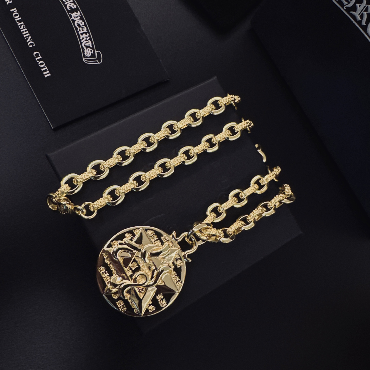 🆕 P［新品上架］𝐂𝐡𝐫𝐨𝐦𝐞 𝐡𝐞𝐚𝐫𝐭𝐬 克罗心项链，帅爆了最新款克罗心项链 ⚜️造型不同的花纹设计风格 呈现出与众