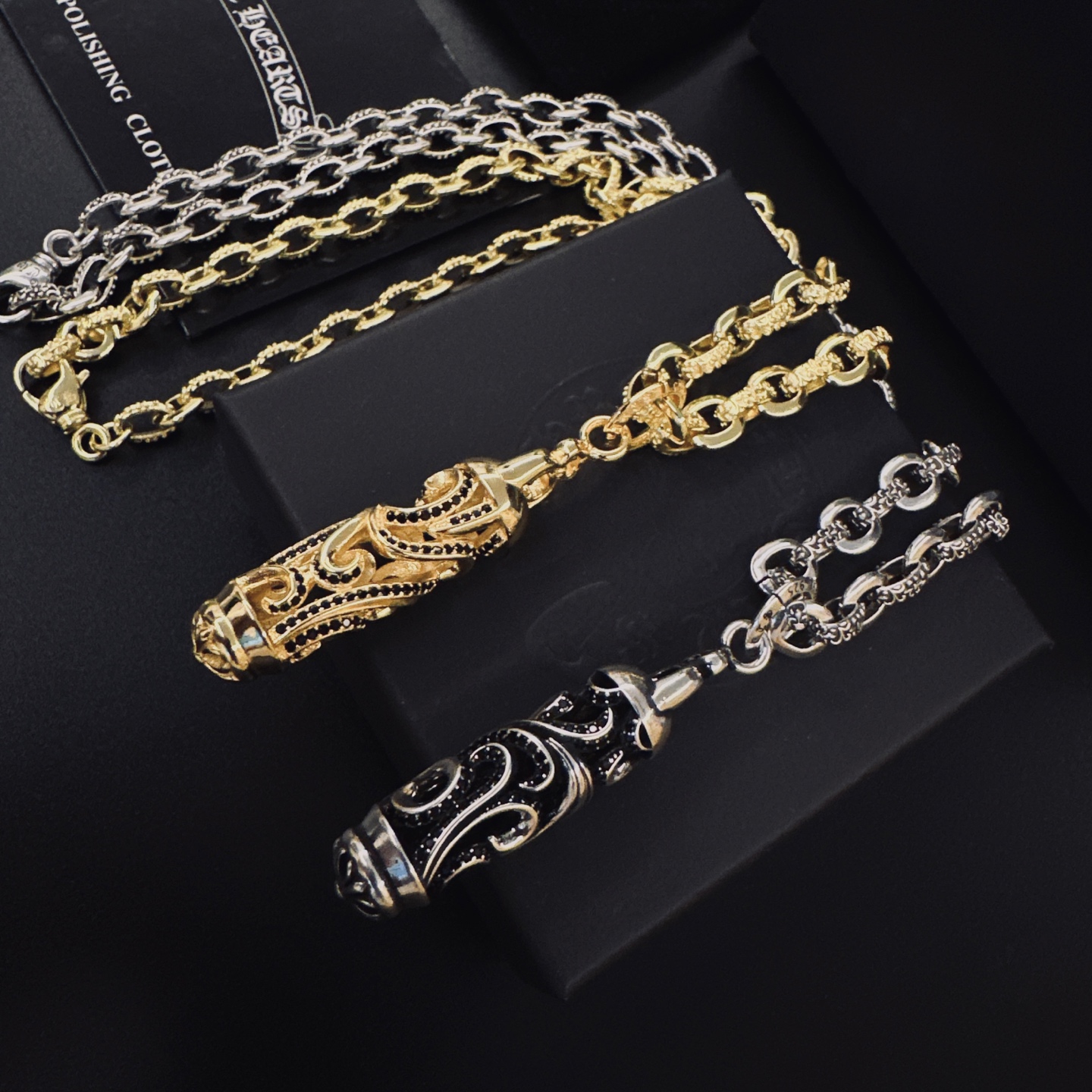 🆕 。［新品上架］𝐂𝐡𝐫𝐨𝐦𝐞 𝐡𝐞𝐚𝐫𝐭𝐬 克罗心项链，帅爆了最新款克罗心项链 ⚜️造型不同的花纹设计