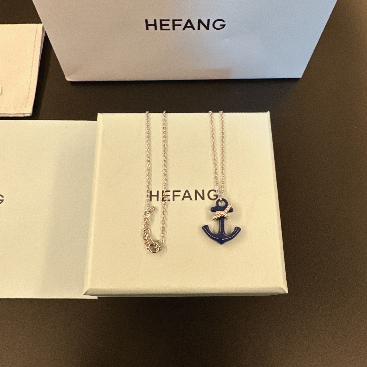 NO:665033,V gold material [new product] Gillian's same style He Fang sparkling anchor necklace light luxury earrings jewelry clavicle chain birthday gift, jewelry boutique, earrings, necklace19860909V金材质[新品]阿娇同款何芳闪闪船锚项链轻奢耳环饰品锁骨链生日礼物,饰品精品,earrings,necklace,Jewelry