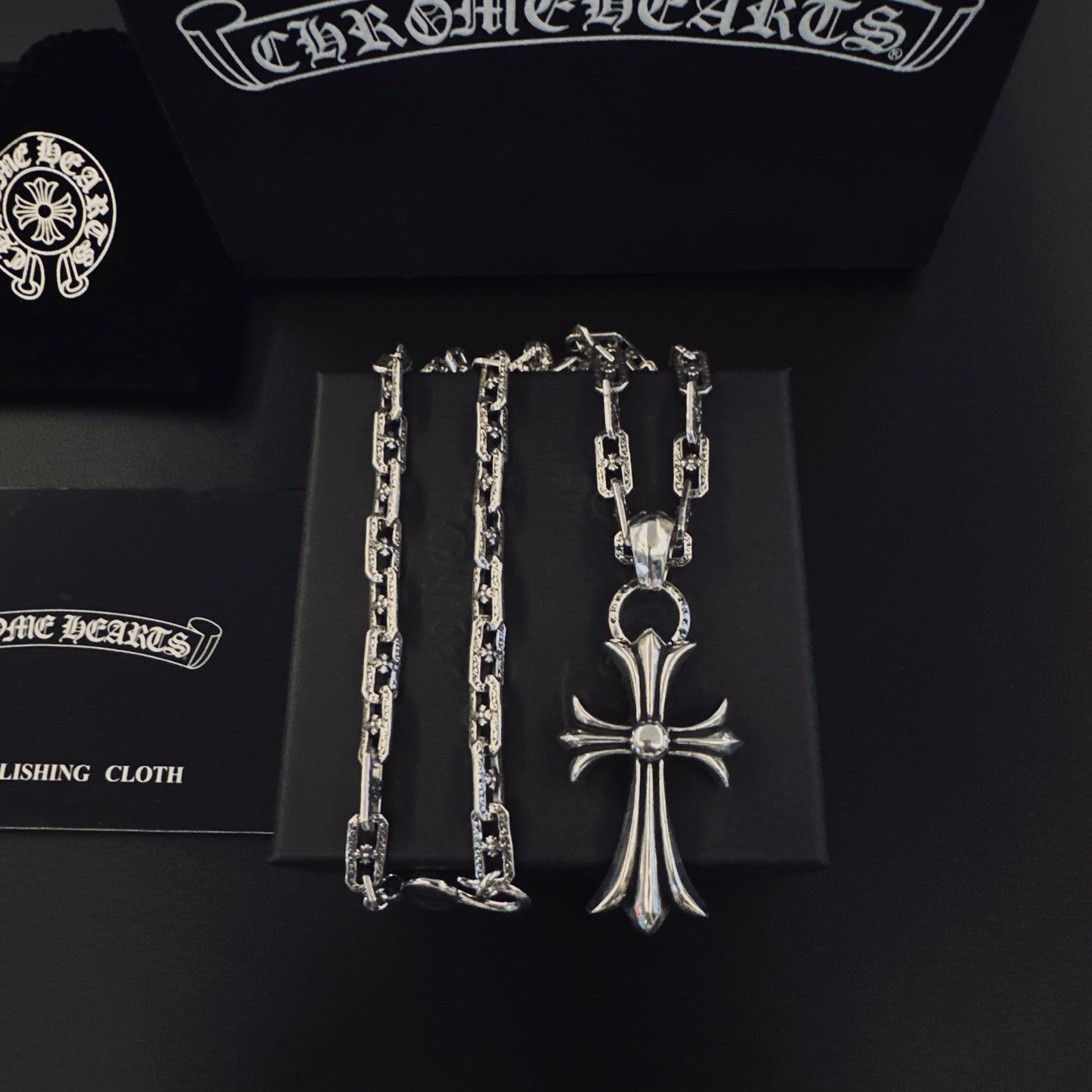 NO:863180,So handsome, the latest Chrome Hearts. No explosions, no hair. Factory direct sales. Original one-to-one replica. Chrome Hearts Necklace, fine jewelry, chrome hearts, necklace.19860909太帅爆了最新款克罗心 不爆不发 厂家直销 原版一比一复刻 克罗心项链,饰品精品,chrome hearts,necklace,Jewelry
