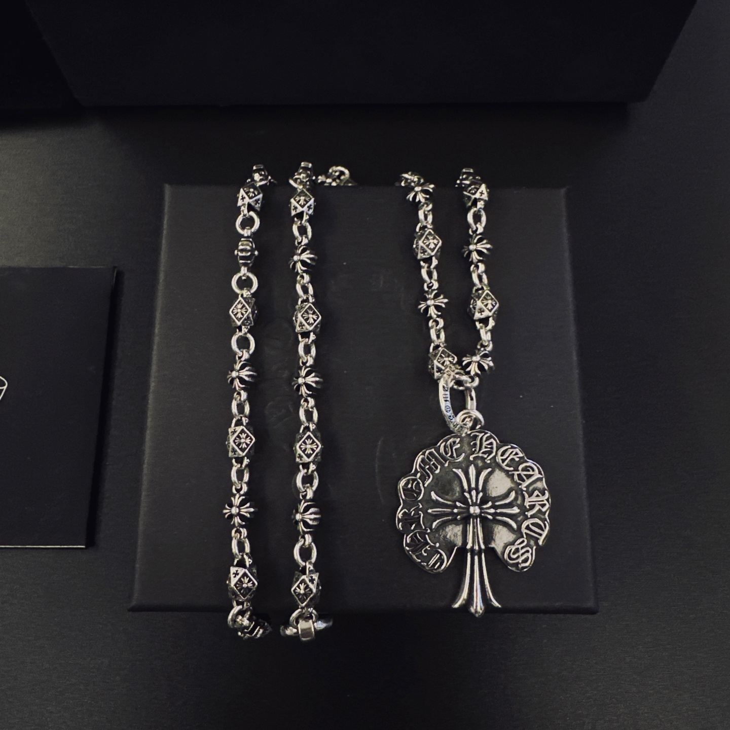 NO:705056,So handsome, the latest Chrome Hearts. No explosions, no hair. Factory direct sales. Original one-to-one reproduction. Chrome Hearts retro necklace, fine jewelry, chrome hearts, necklace.19860909太帅爆了最新款克罗心 不爆不发 厂家直销 原版一比一复刻 克罗心复古项链,饰品精品,chrome hearts,necklace,Jewelry