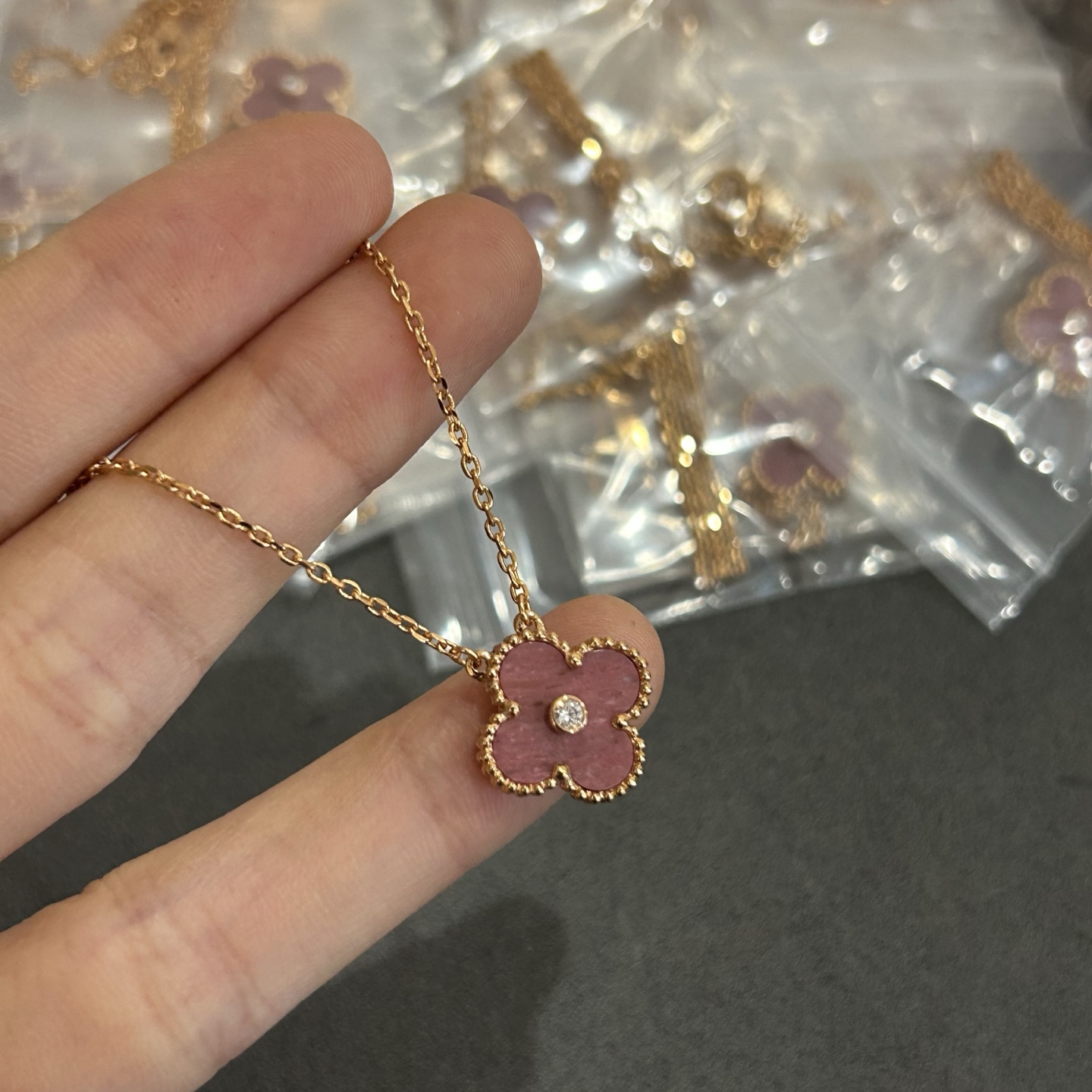 Van Cleef & Arpels vca蔷薇辉四叶带钻项链