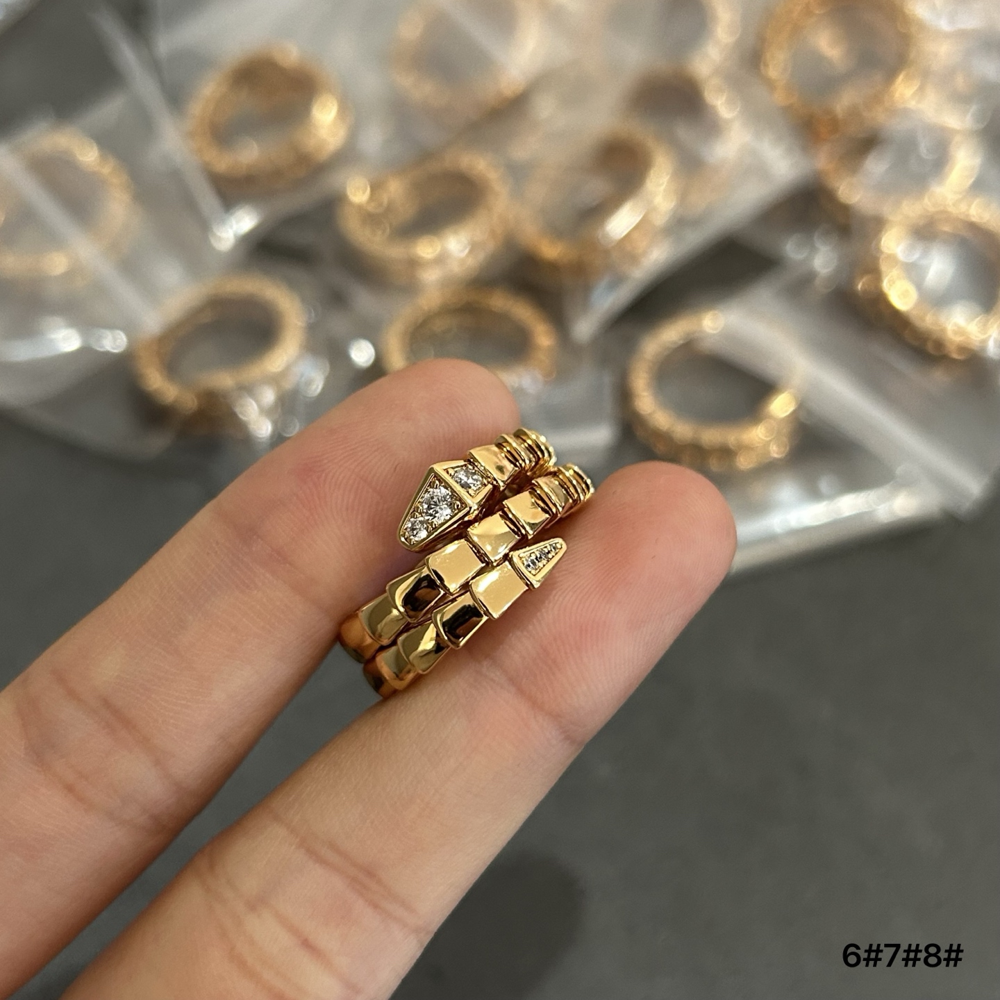  宝格丽窄版双圈头钻蛇戒指到货了，
