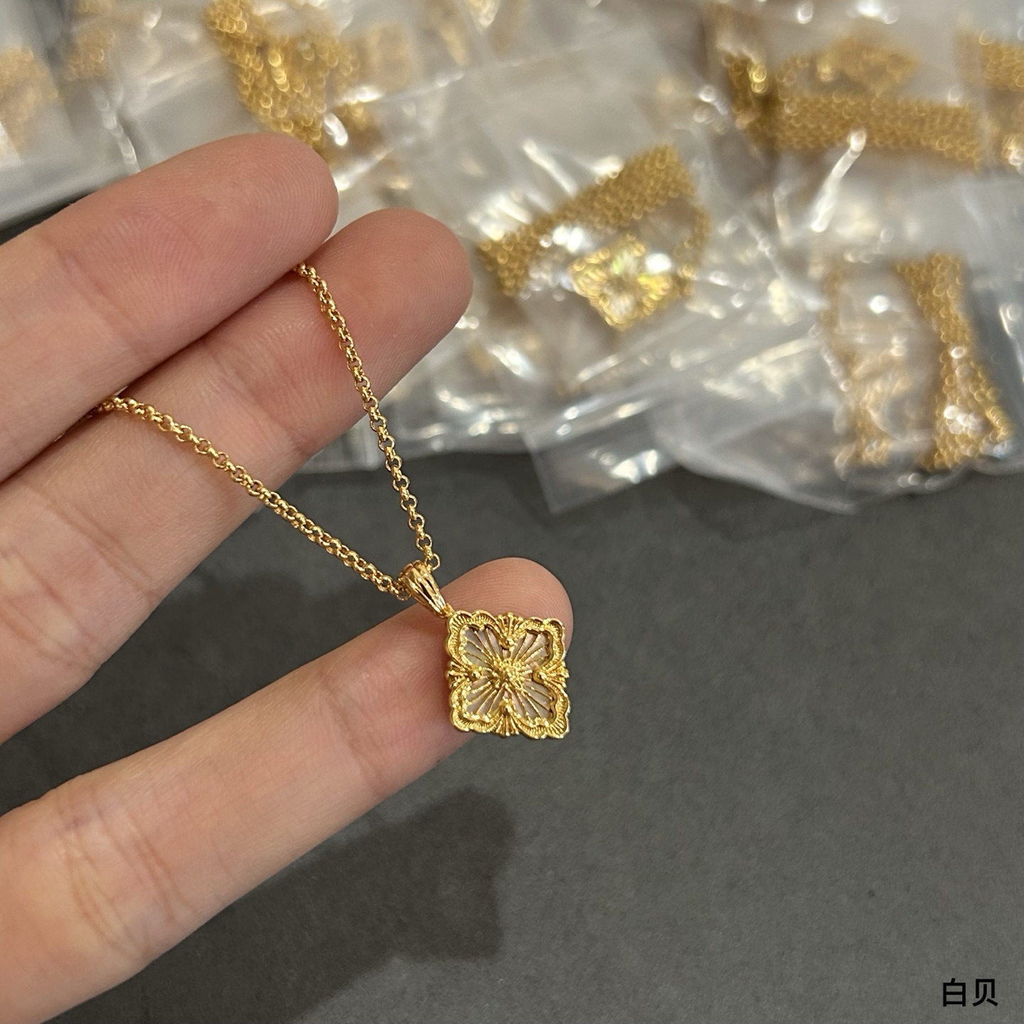  布契拉提小号歌剧院系列项链到货了，