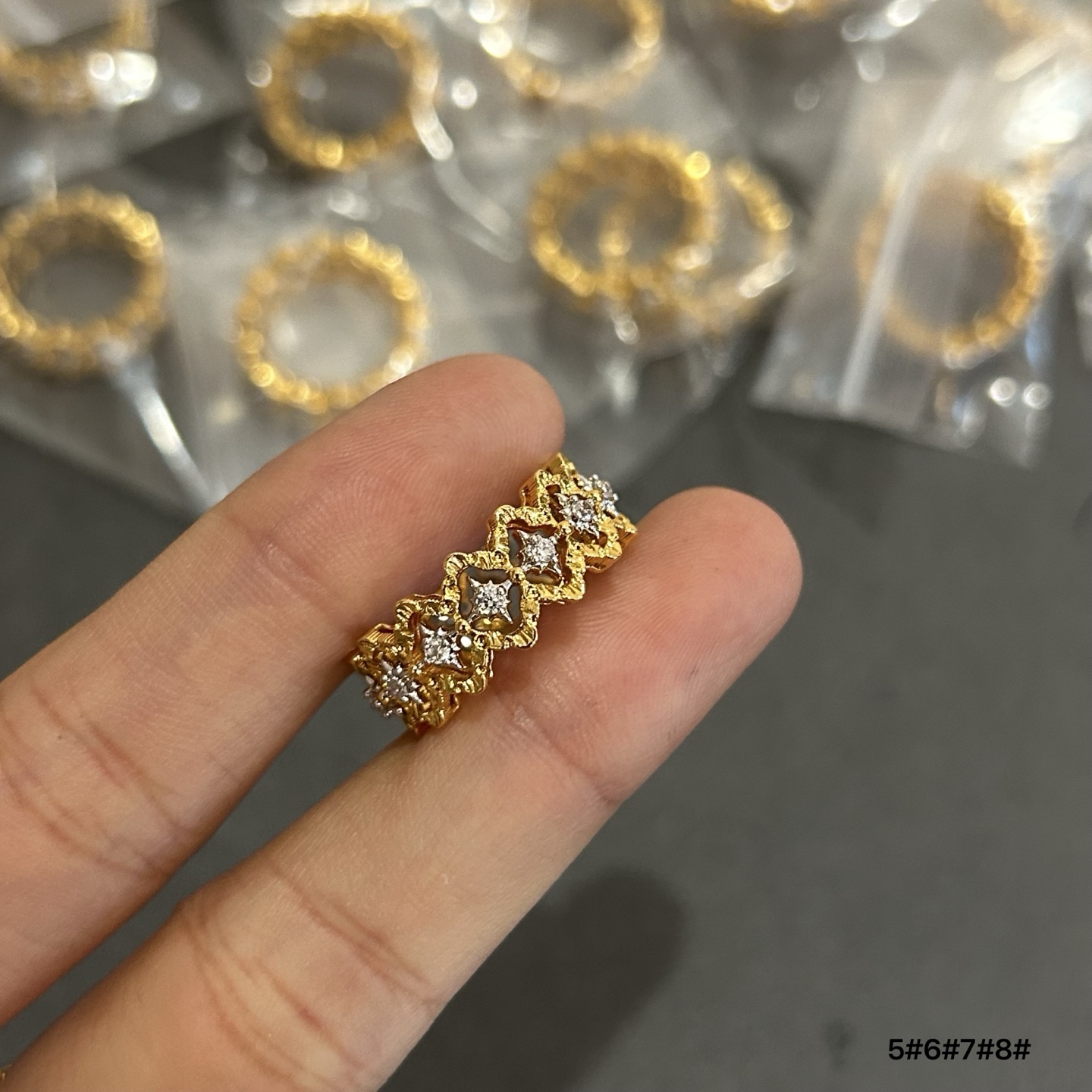  布契拉提歌剧院系列蕾丝戒指到货了，