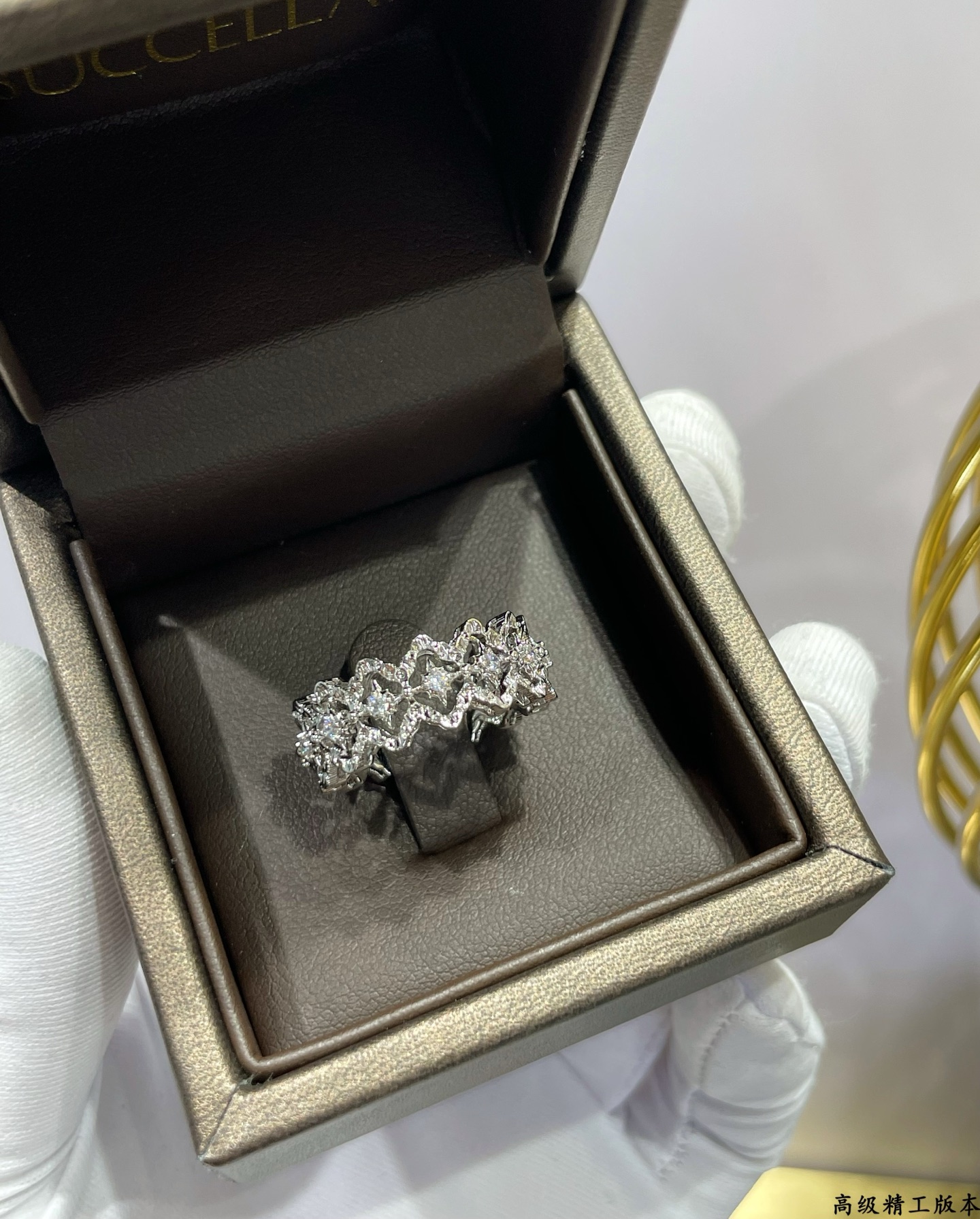  V金材质 （码数5678）布契拉提歌剧院蕾丝花边戒指💍现货 我的爱藏于心💓 却形于色🌈🔥高品质 k金工