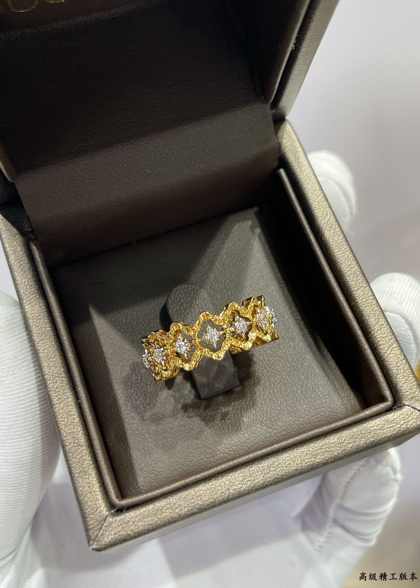  V金材质 （码数5678）布契拉提歌剧院蕾丝花边戒指💍现货 我的爱藏于心💓 却形于色🌈🔥高品质 k金工