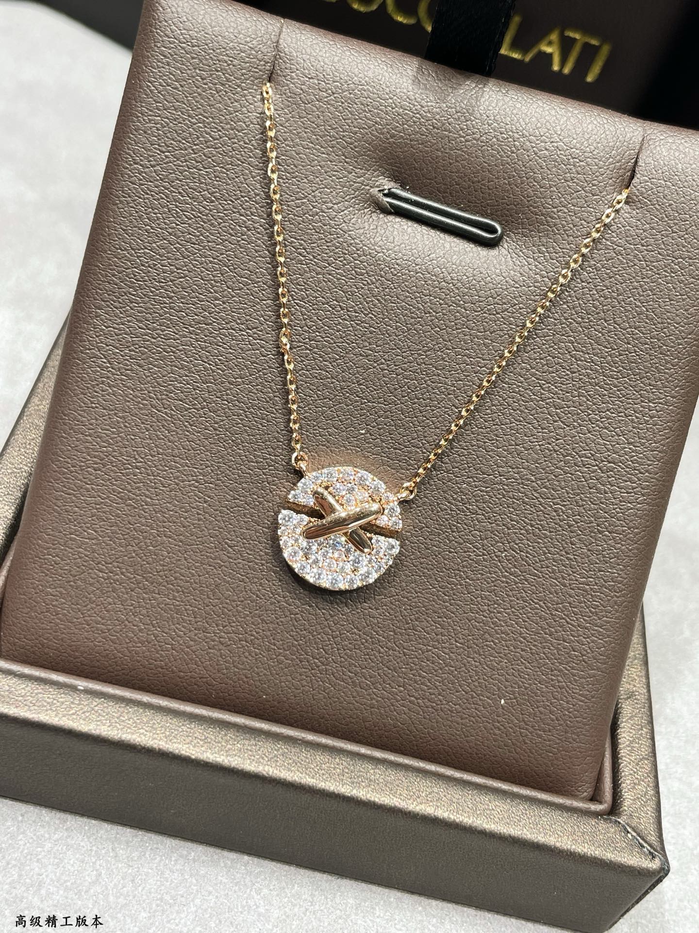 Liens Collection: Modern Jewelry for Women Inspired by Connection and Fate - 图片 2