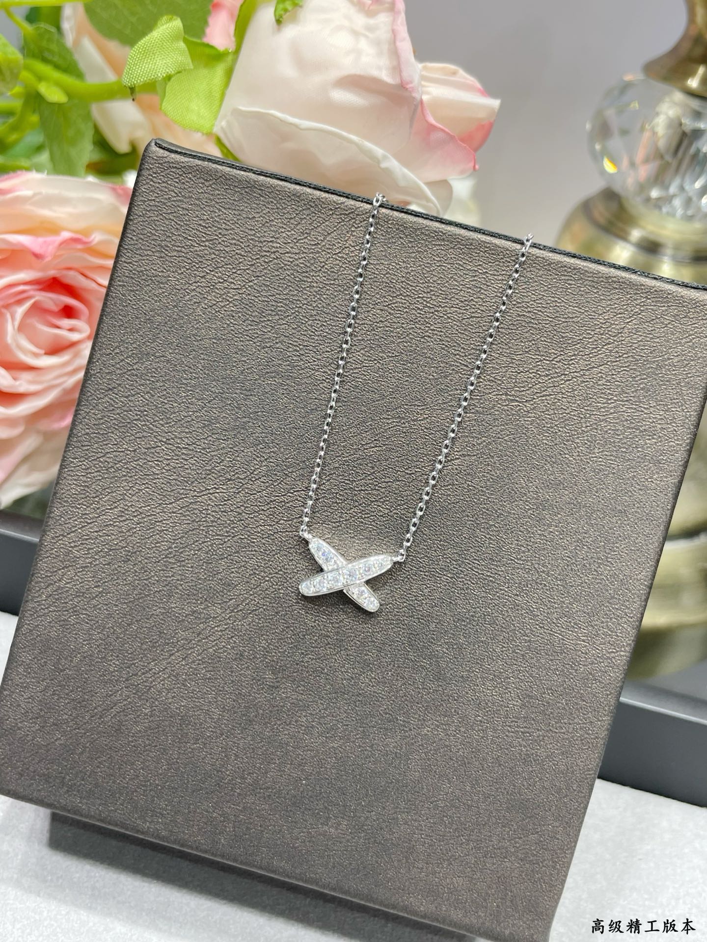 “Liens Series: Modern Jewelry for Women Inspired by Classic Elements” - 图片 6