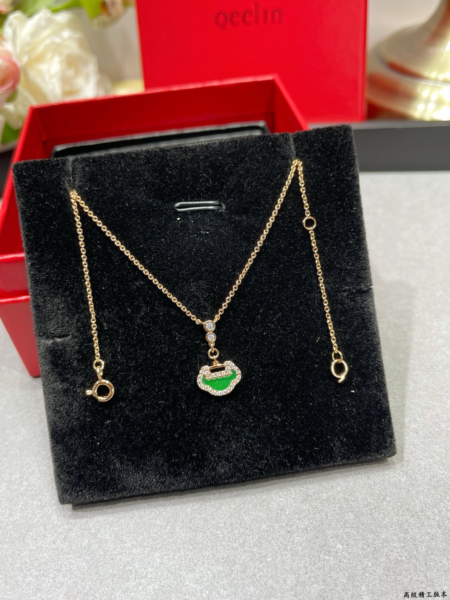 Title: P450 V-Goldenium Unicorn Necklace Summary Summary: Handmade unicorn necklace with unique design, high-quality materials, and vibrant colors for a fashionable look. - 图片 6