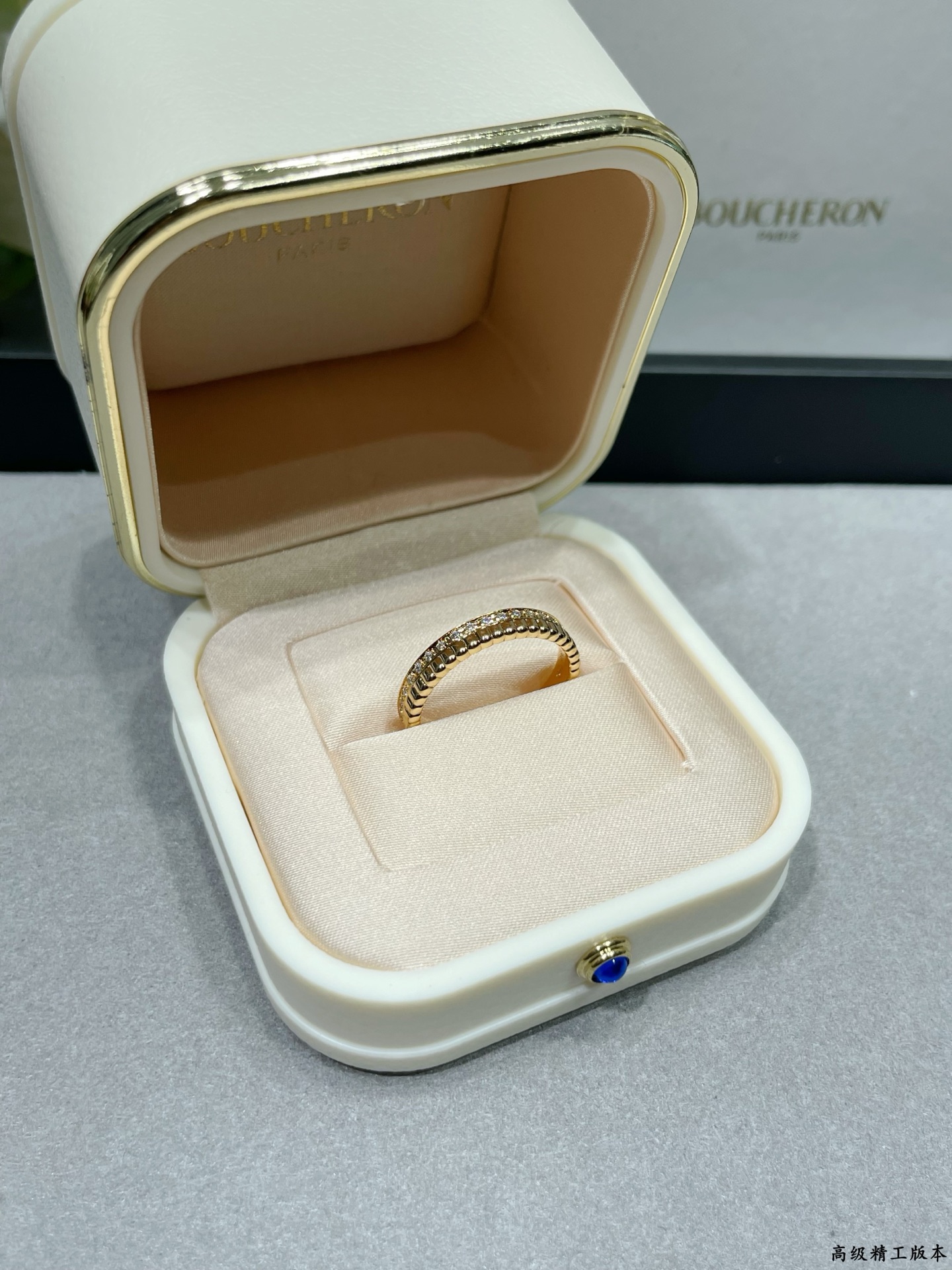 V金镀咪金  批125 （码数：5678）宝诗龙细排钻戒指💍宝诗龙boucheron经典之作系列👍 整体精湛锻造工艺，独特之处在于钻石镜面镶嵌、高科技的材质，其与众不同的光溪和领地令作品更具有丰富的层次感。
