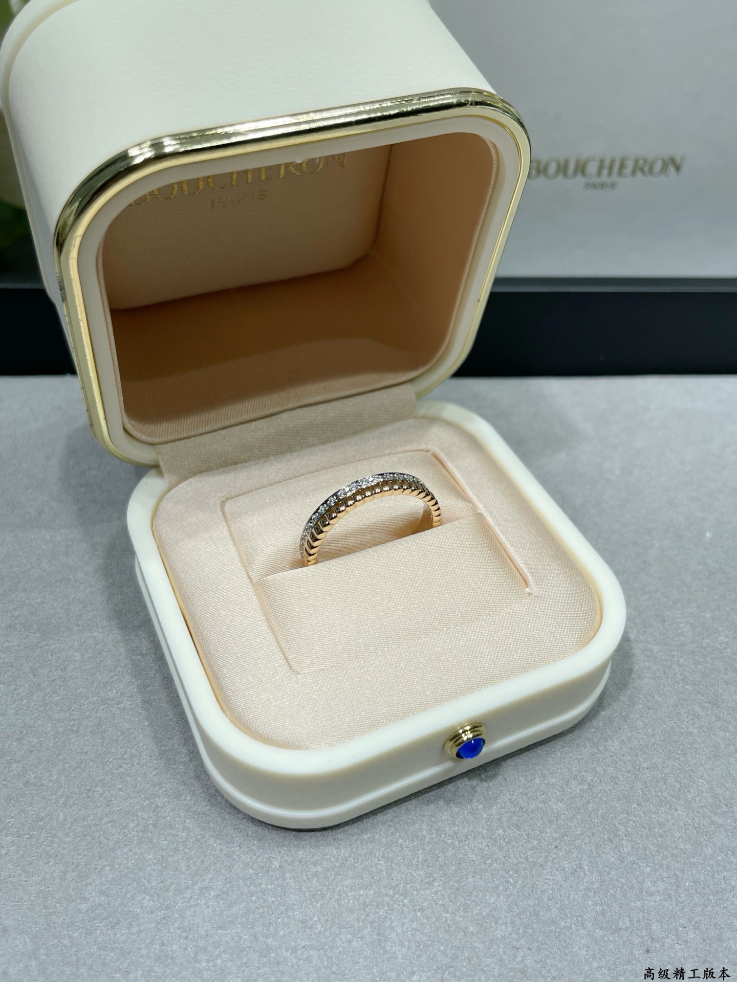 V金镀咪金  批125 （码数：5678）宝诗龙细排钻戒指💍宝诗龙boucheron经典之作系列👍 整体精湛锻造工艺，独特之处在于钻石镜面镶嵌、高科技的材质，其与众不同的光溪和领地令作品更具有丰富的层次感。