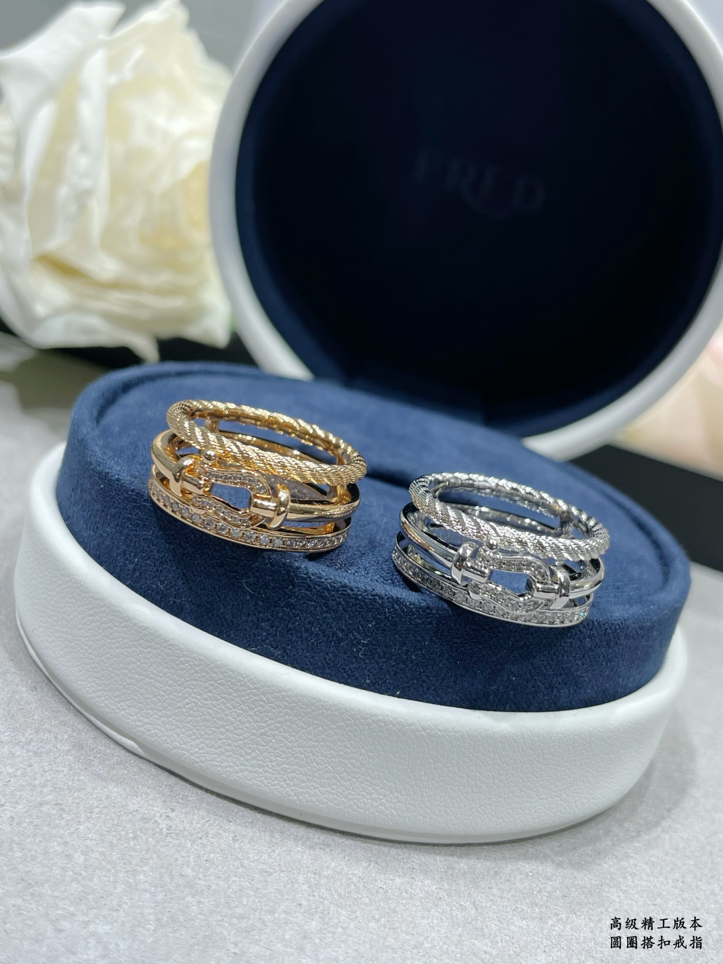 v金材质 批155💥💥❤️火爆🎉 费雷德圆圈搭扣中间钻戒指 码数：678。👉🏻大牌 时尚 精致💠FORCE 系列戒指⭐️高端定制～精工微镶 马蹄扣头 💍 网红达人 时尚一族必备单品 白金 玫瑰金 