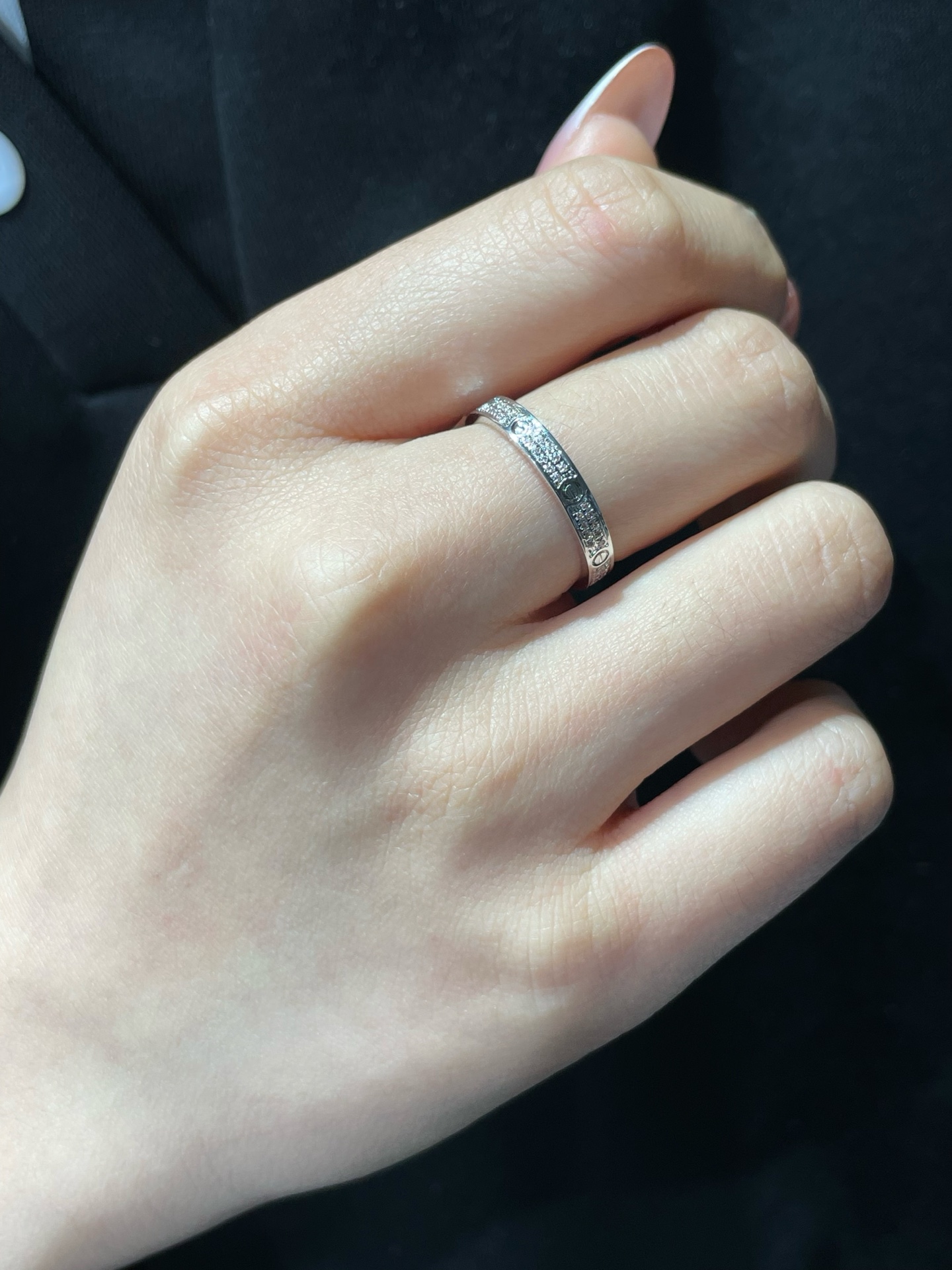 V金镀咪金 码数5678 卡地亚CNC窄版两排钻满天星戒指💍 戒指上的每粒石头都是手工镶上去的 折射度肉