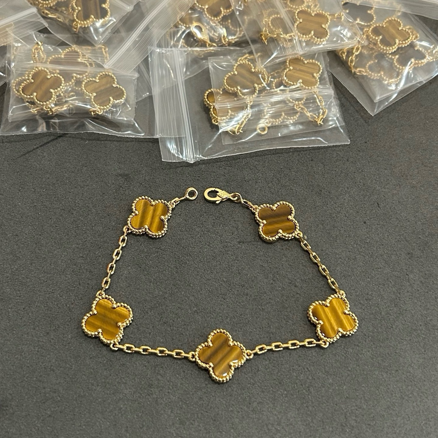 The VCA Five Flower Tiger Eye Bracelet has arrived - Jewelry