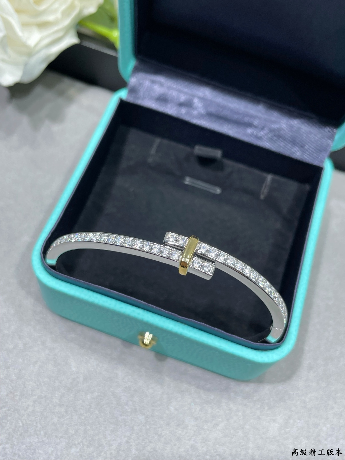 Tiffany & Co. 分色电镀码数：16 17 蒂芙尼圆形分色手镯