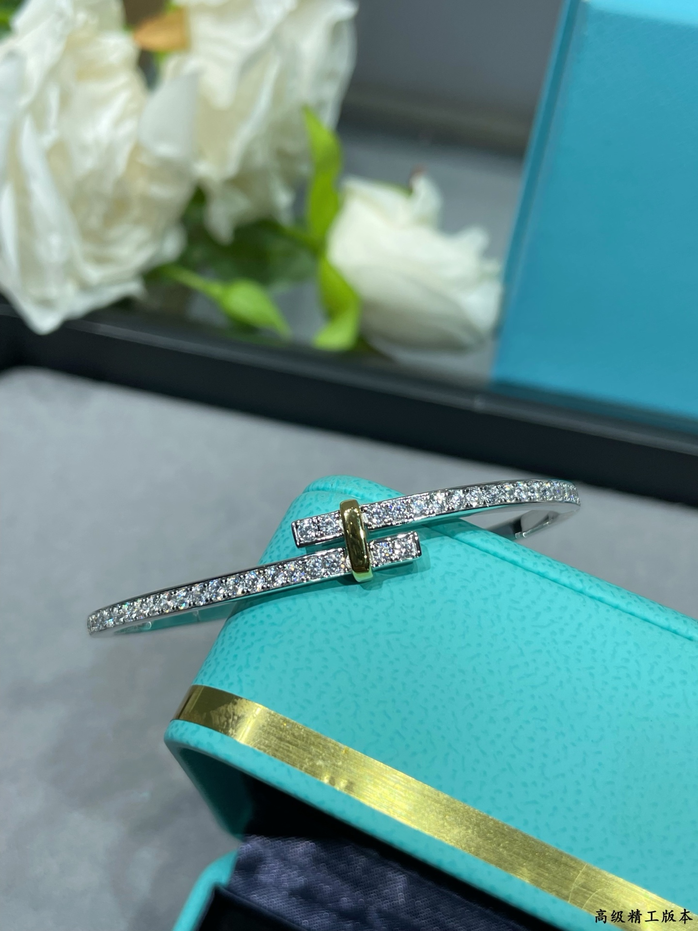 Tiffany & Co. 分色电镀码数：16 17 蒂芙尼圆形分色手镯