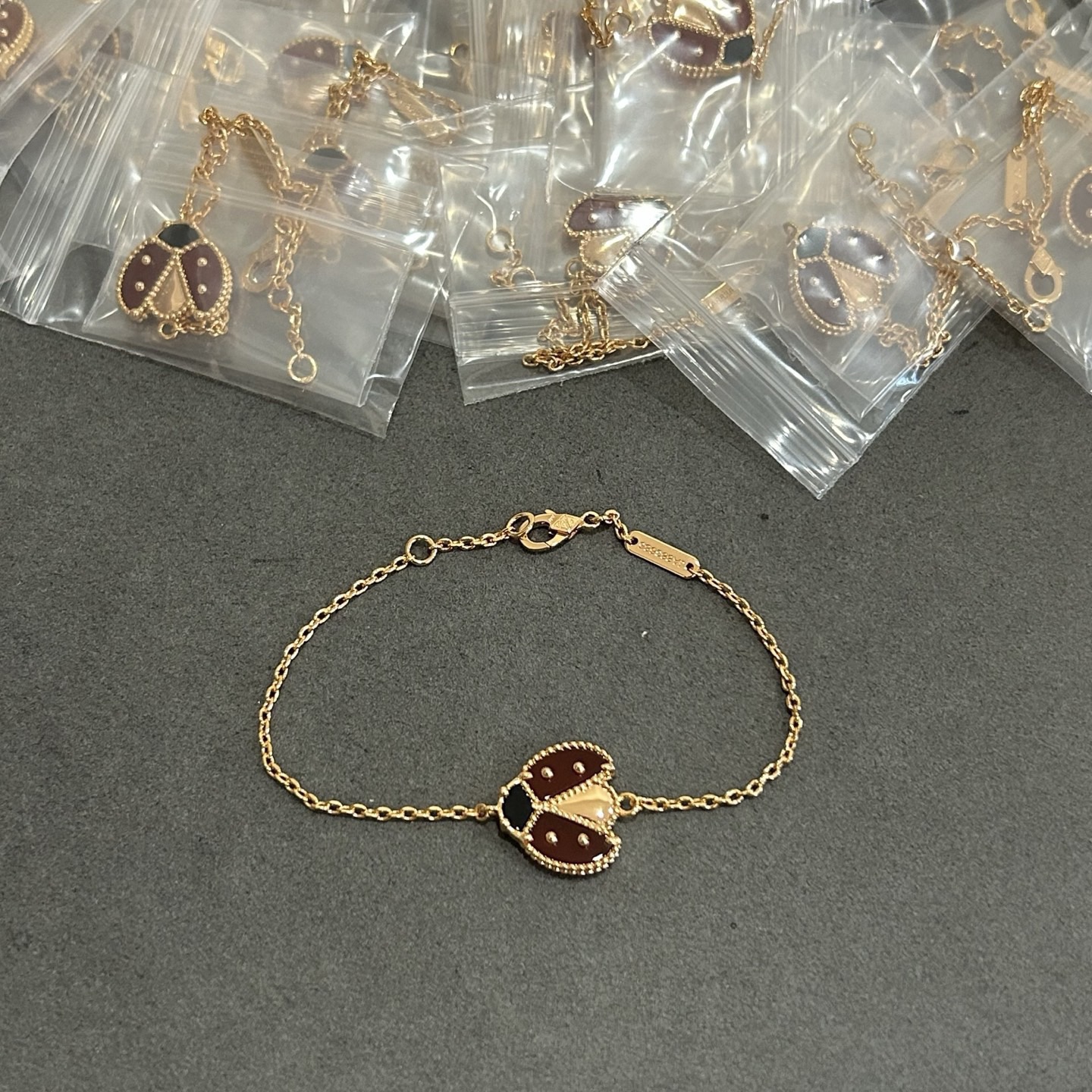 Pulsera VCA mariquita ha llegado, 5140250