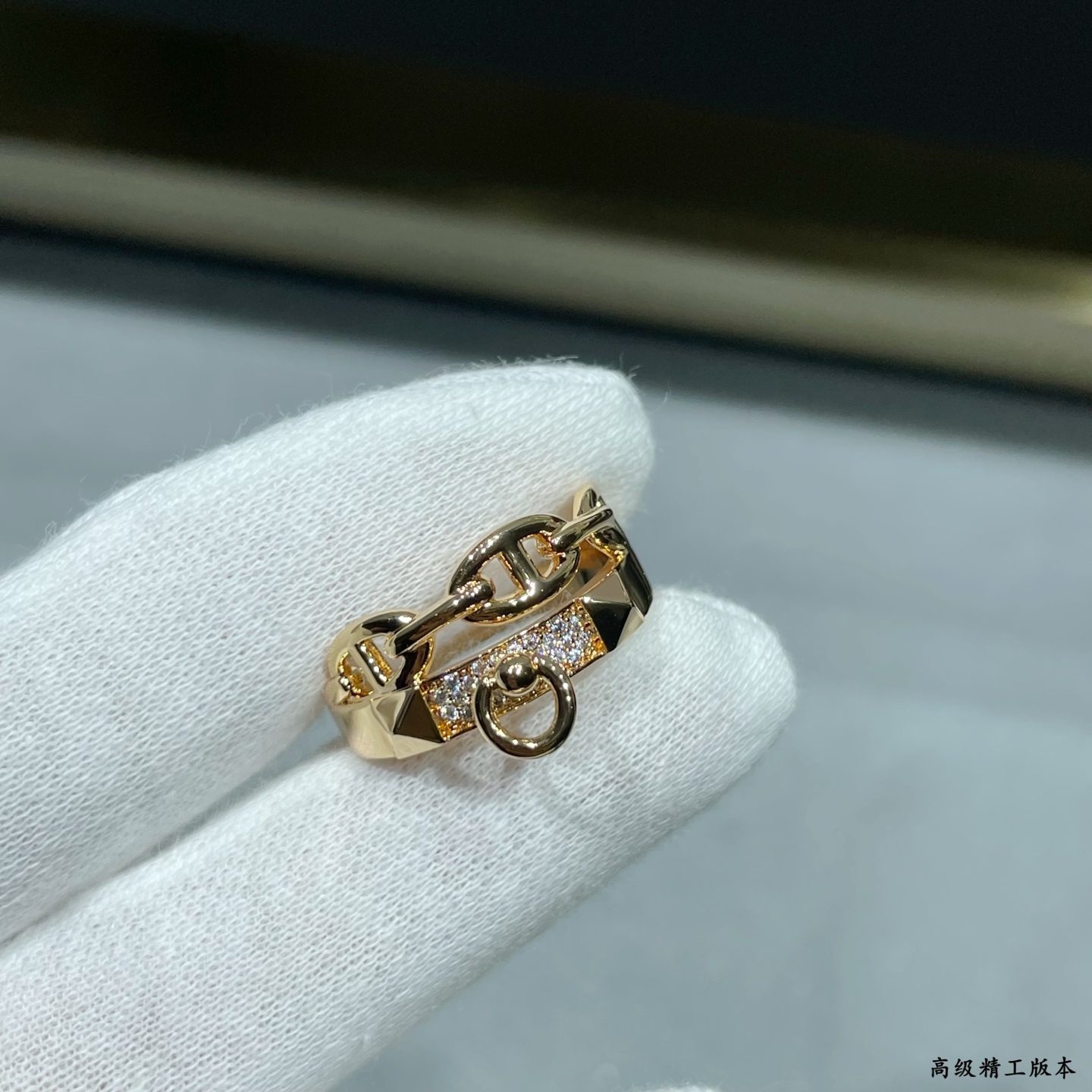 Hermès 女神都爱 1:1超精赞 各路女神 明星 同款 高端k金质感，精工镶嵌高碳钻
