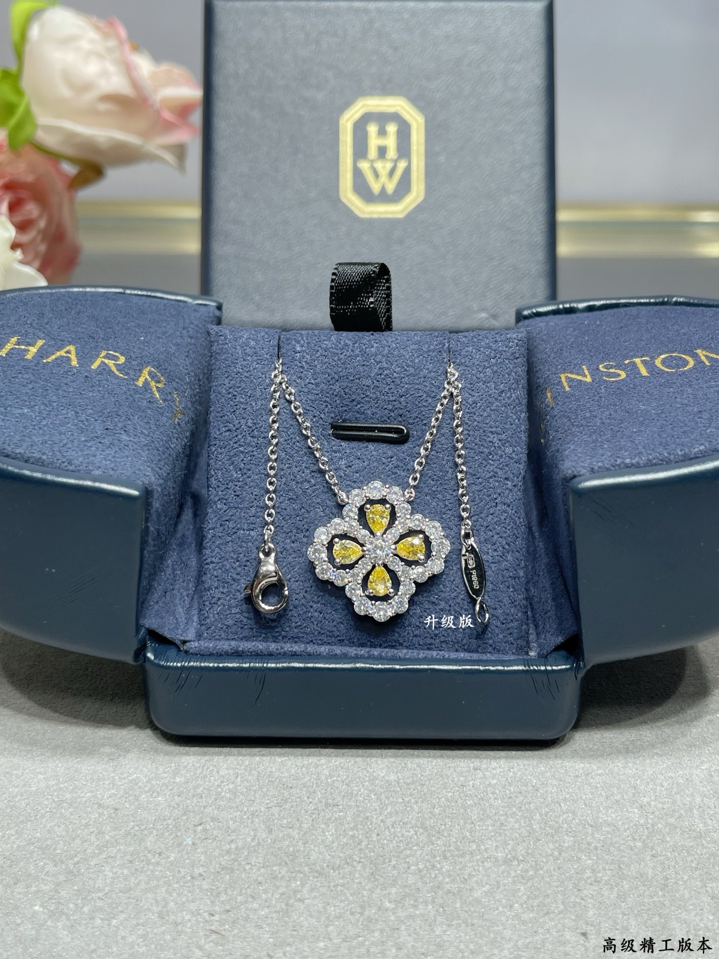 V金材质 （黄钻）海瑞温斯顿满钻四叶草项链# Diamond Links系列钻石项链，她的一颦一笑，优雅