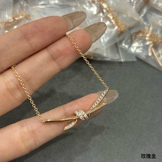 V金 蒂芙尼绳结带钻项链到货了 V金 蒂芙尼绳结带钻项链到货了