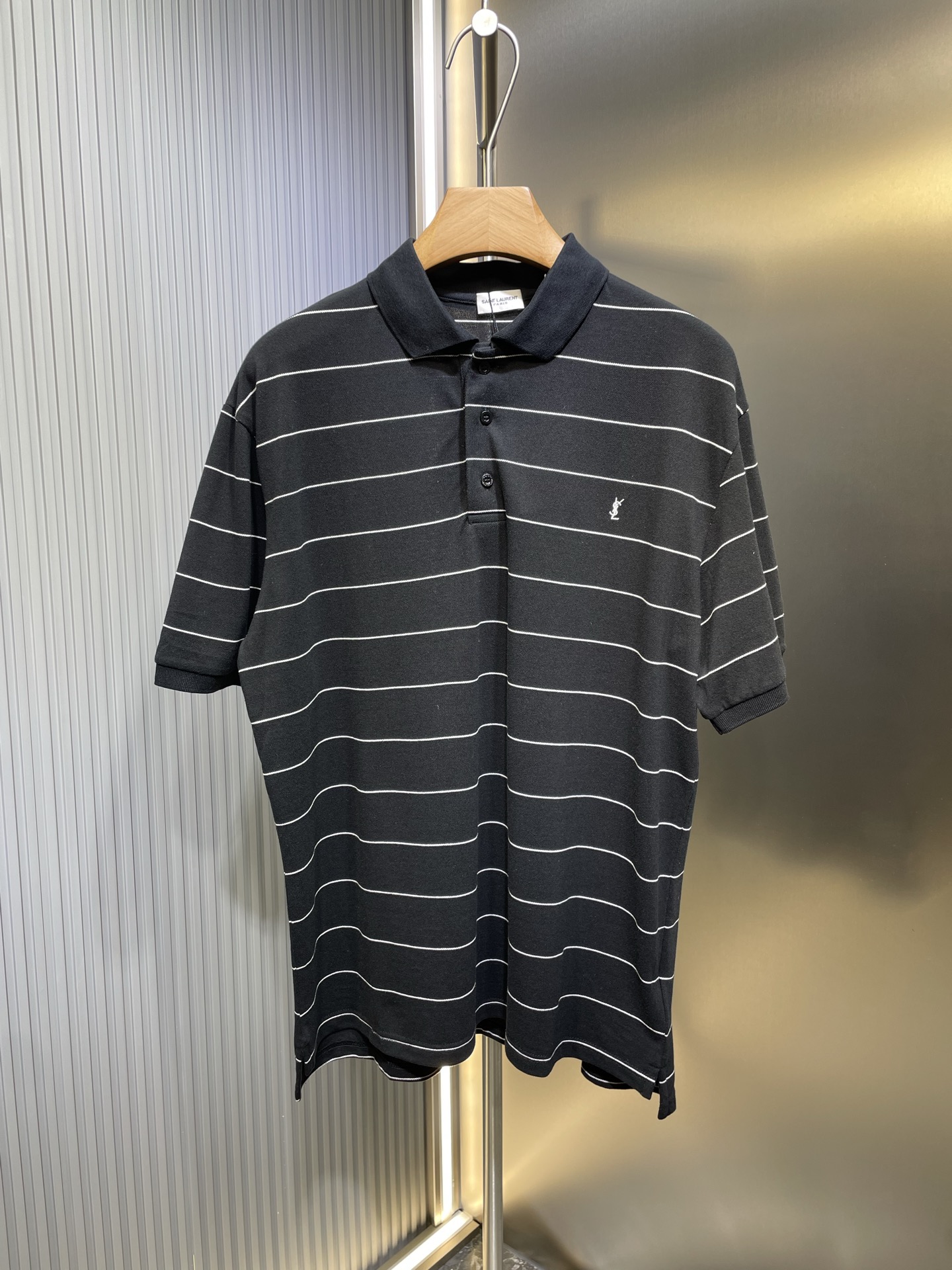 Polo de rayas con logo bordado SaintLaurent, algodón piqué personalizado original 1:1 con rayas elegantes, transpirable…