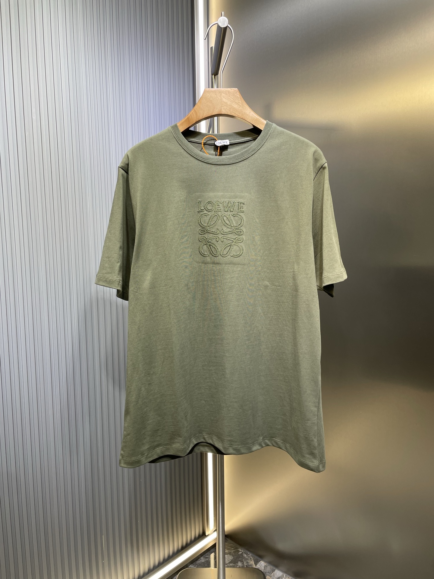 🅿️150 loewe*Nueva camiseta de manga corta de primavera/verano 25 con logo bordado en macaron. Tejido personalizado de …