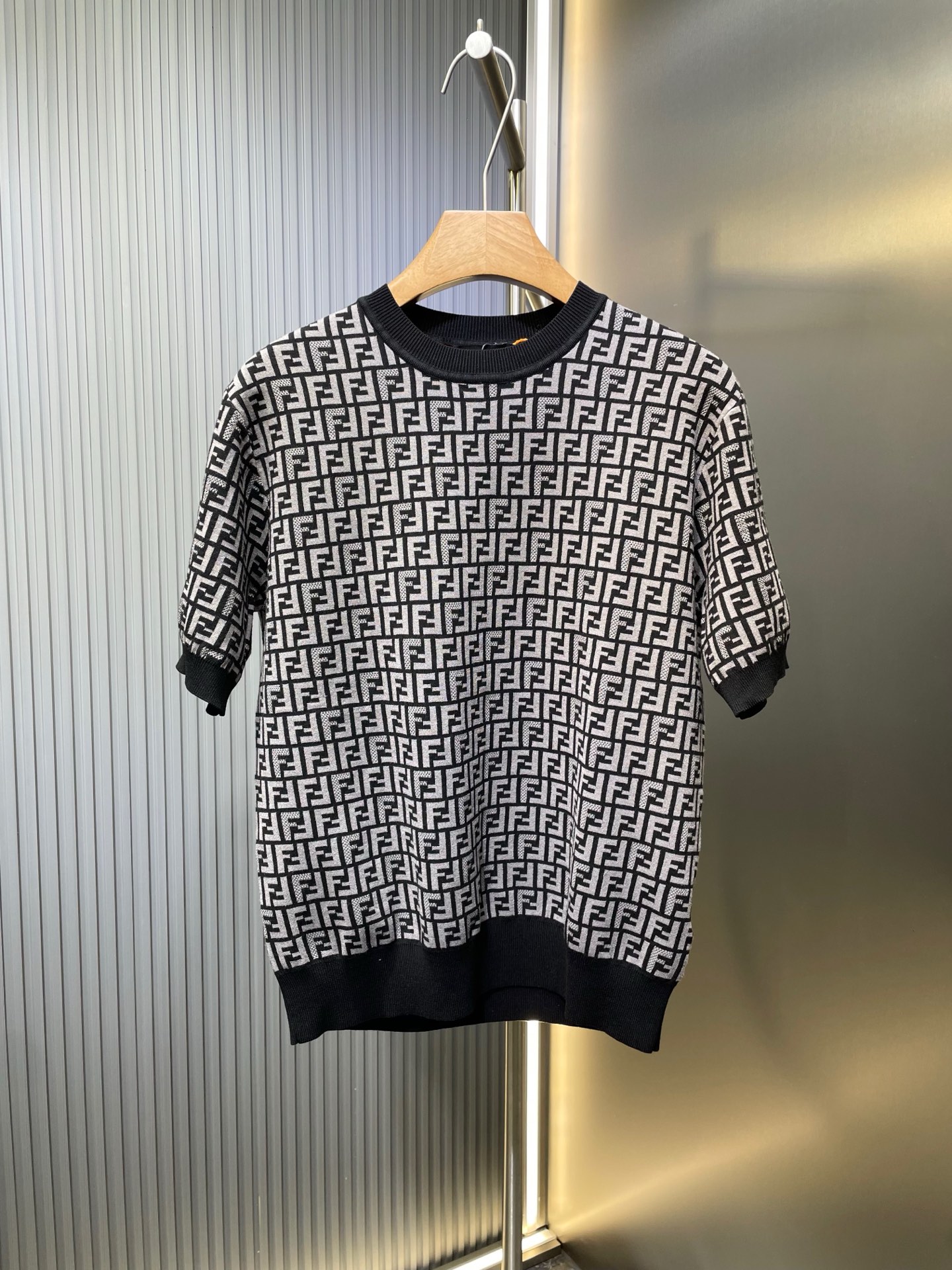Fendi 🌟【Réplica de primera calidad】Camiseta de punto con estampado FF, tejido de seda de viscosa personalizado, suave …