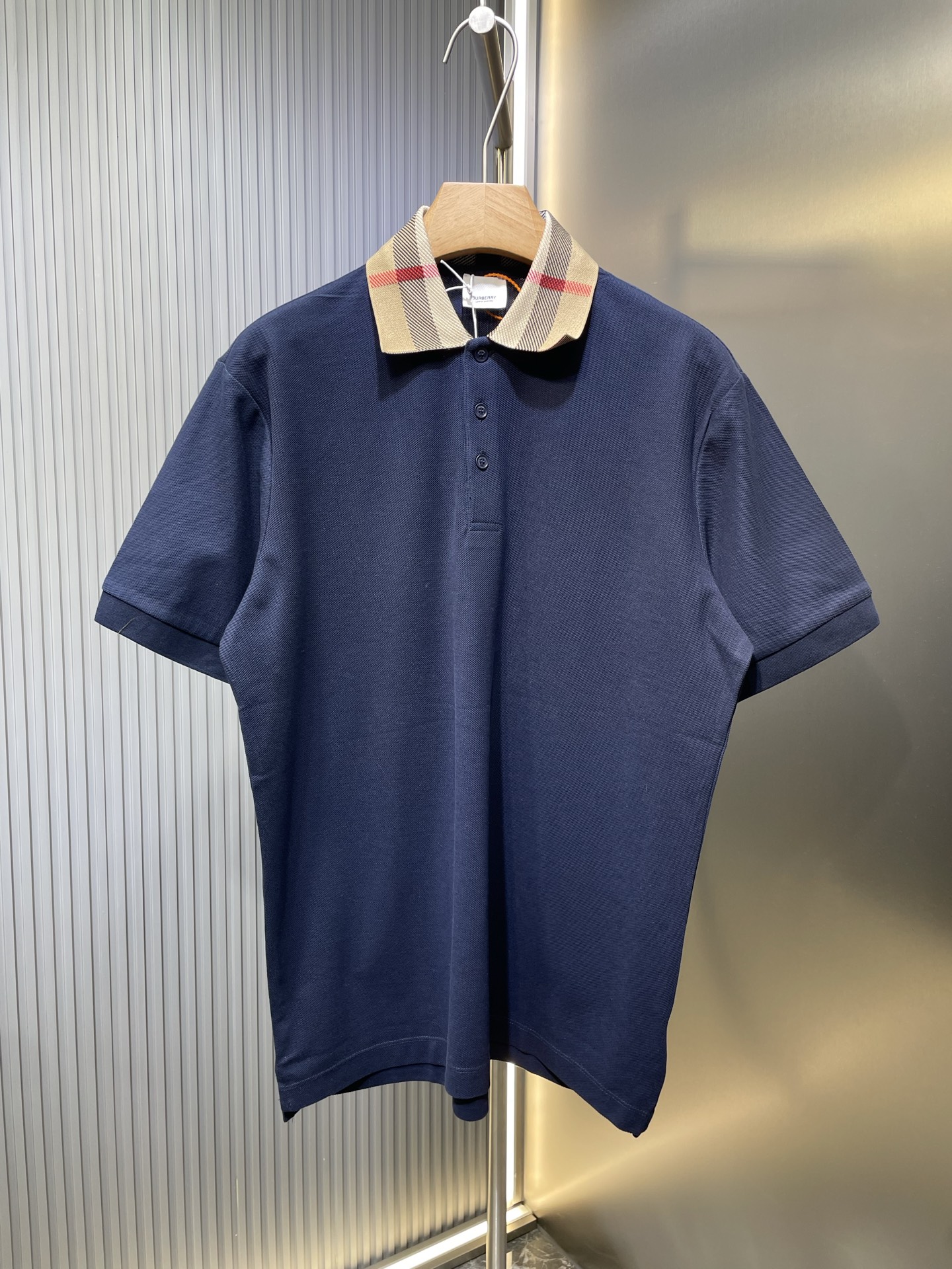 burberry · 🌟 【Réplica superior】 Burberry Primavera y verano Nueva #Camiseta ligera con solapa comercial # Tejido clási…