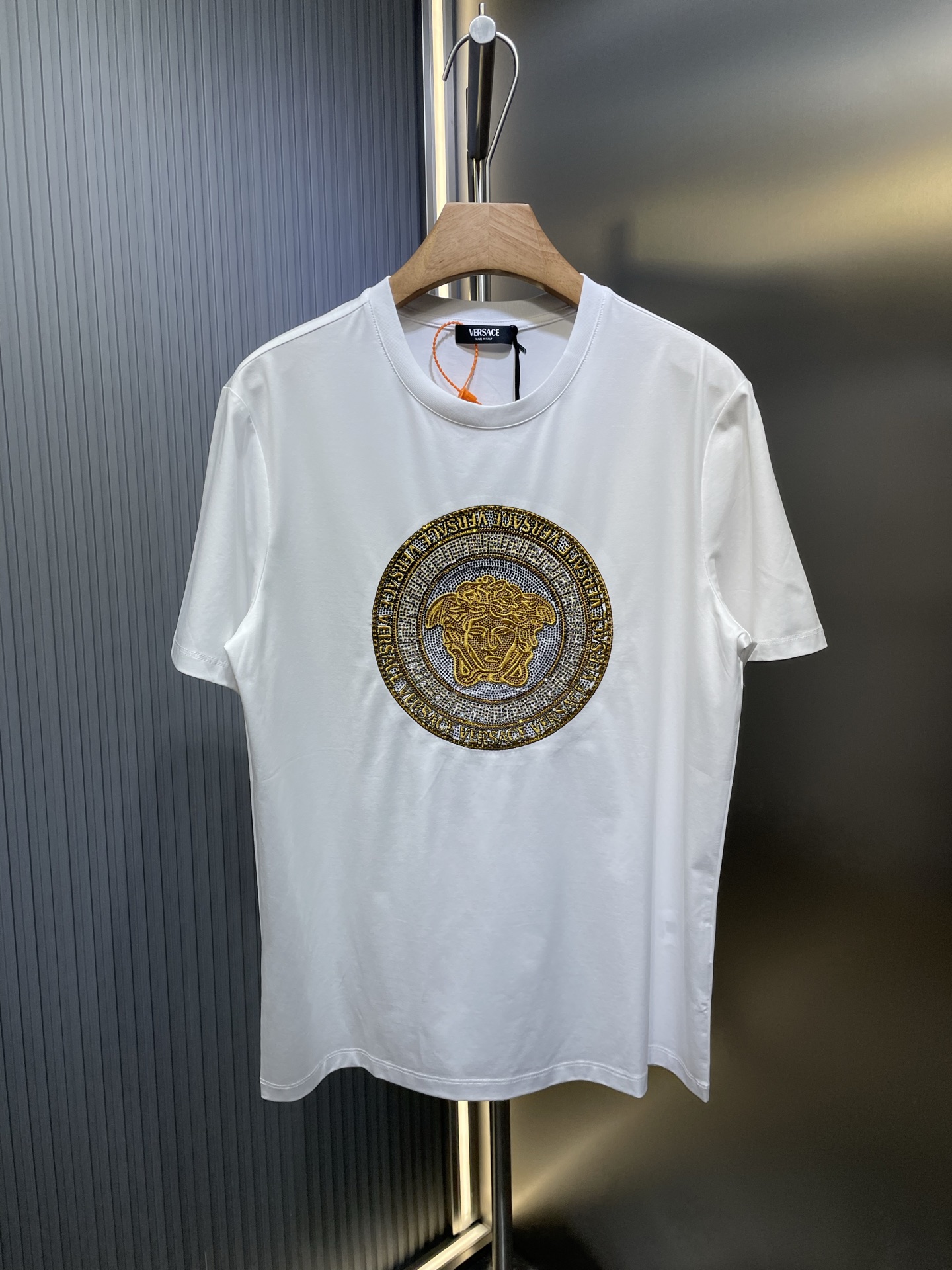 Versace (Versace)🌟【Réplica de primera calidad】Camiseta de manga corta de la nueva colección de primavera/verano 25ss c…