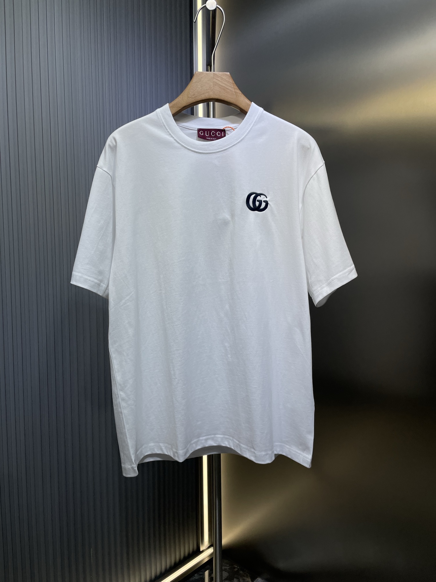 gucci🌟【顶级原单】Camiseta de manga corta bordada. Descripción del proceso: tela de punto liso de algodón peinado de 15s, 23…