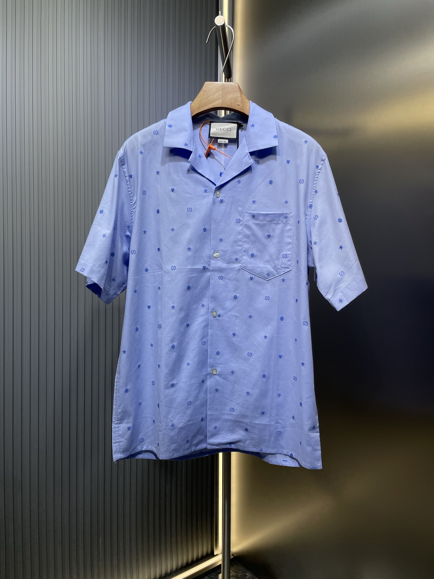 Gucci 🌟【顶级原单】Camisa de algodón de corte holgado en azul claro con bordado de símbolos y patrón de doble G de la nueva …