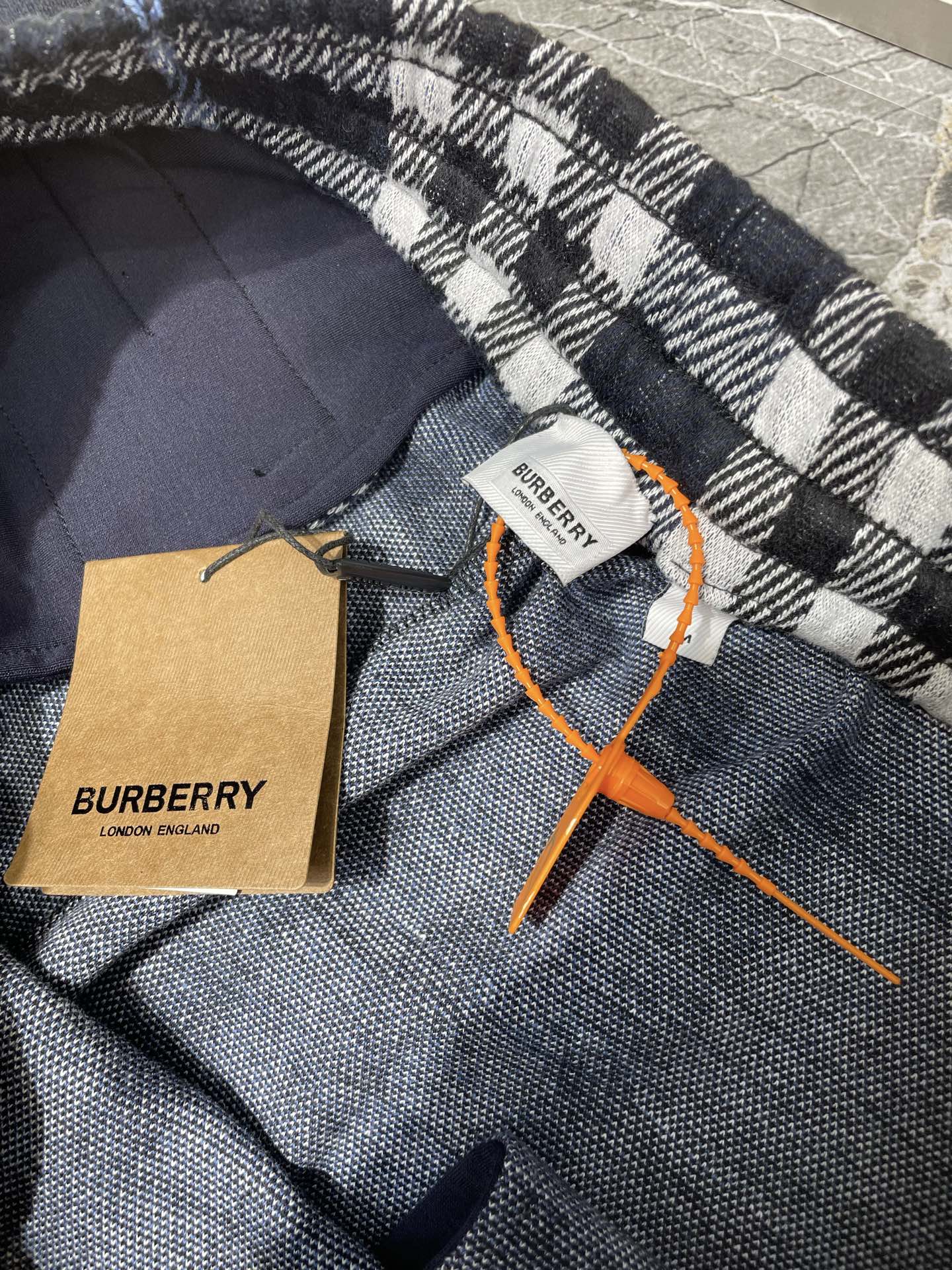 Miniatura 8