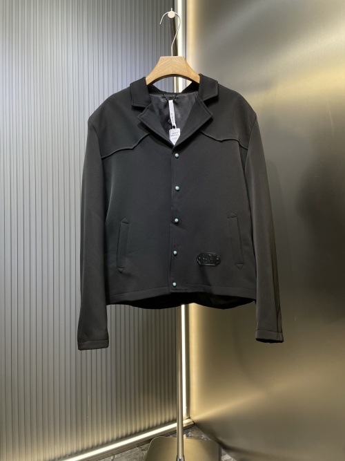 Louis Vuitton Black Wool Blend Single-Breasted Casual Blazer - Relaxed Fit 1 Louis Vuitton Black Wool Blend Single-Breasted Casual Blazer - Relaxed Fit