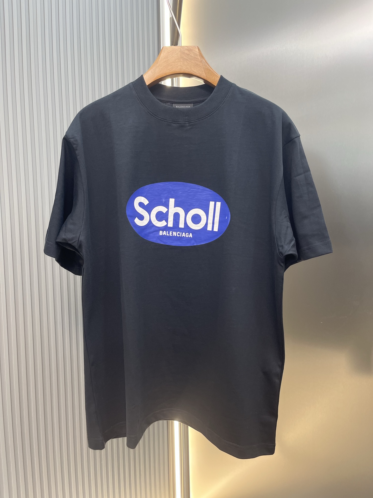 P110 Camiseta Balenciaga*/Paris 25SS Scholl conjunta de manga corta. Tejido de jersey retro, confeccionado con tejido d…
