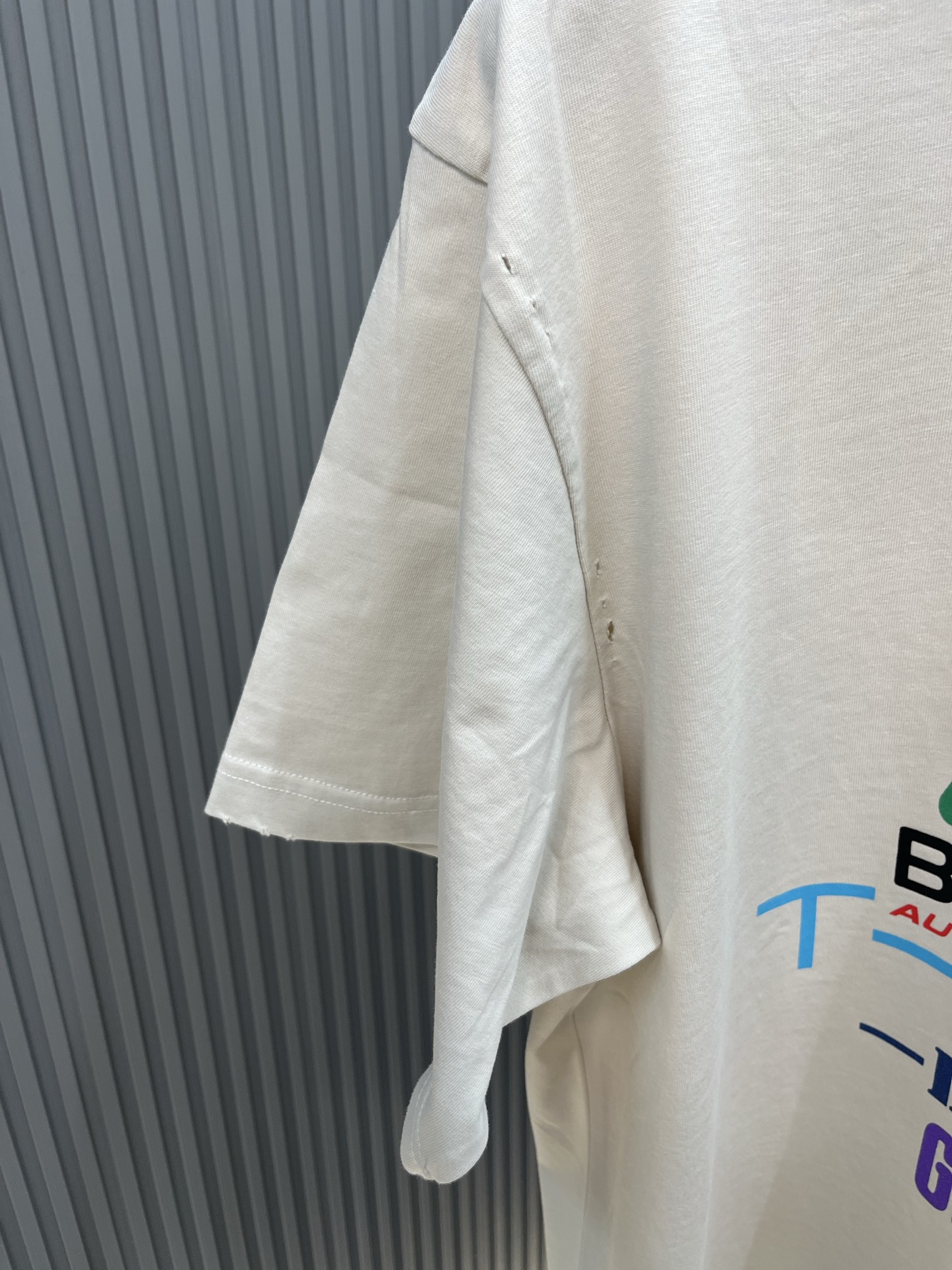 Balenciaga 巴黎世家 新主意印花短袖