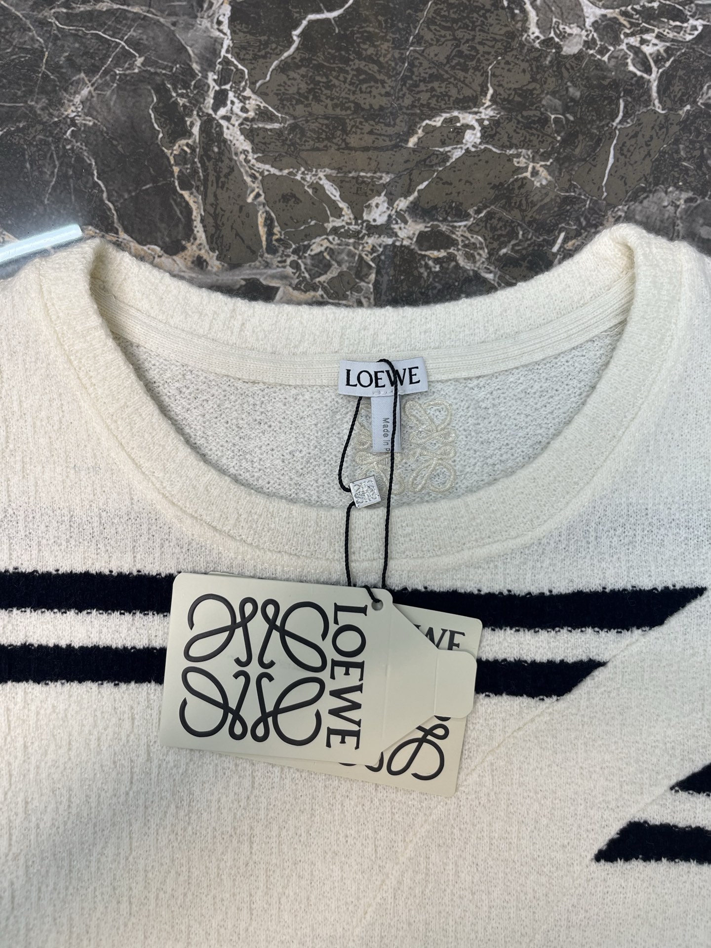 Loewe 轻盈纹理羊毛刺绣圆领针织短袖T恤