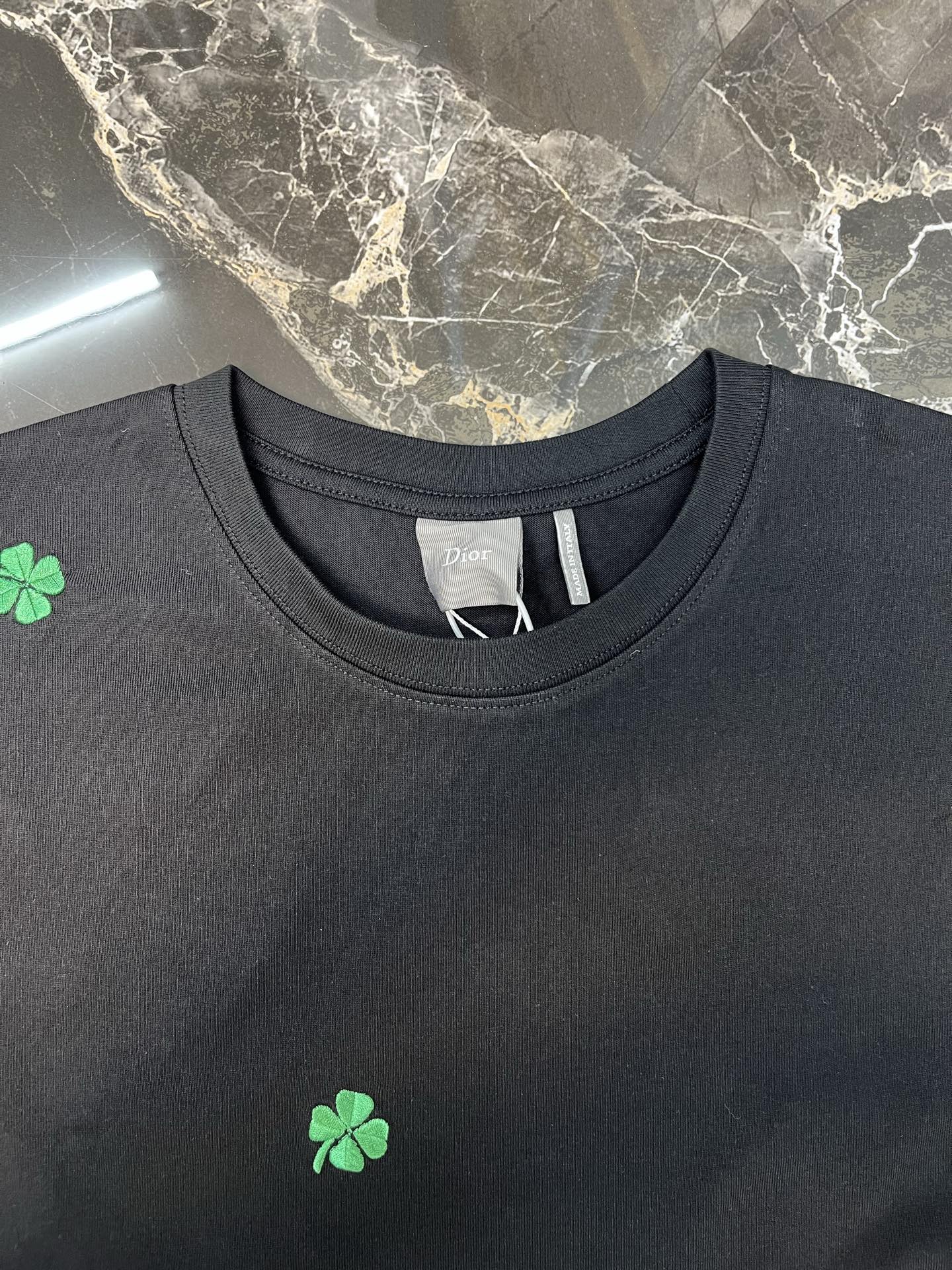 Dior Dr 四叶草刺绣图案短袖
