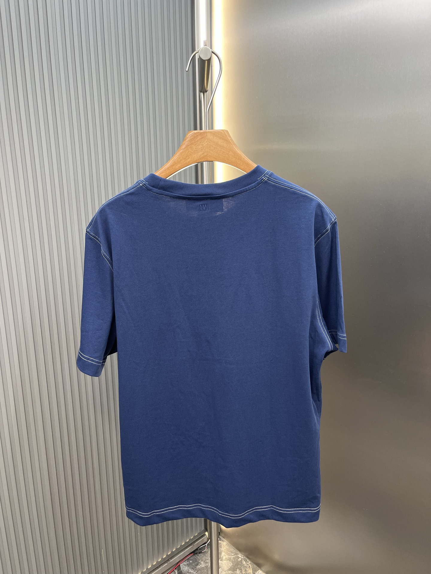 Ami Paris Ami 爱心A刺绣短袖
