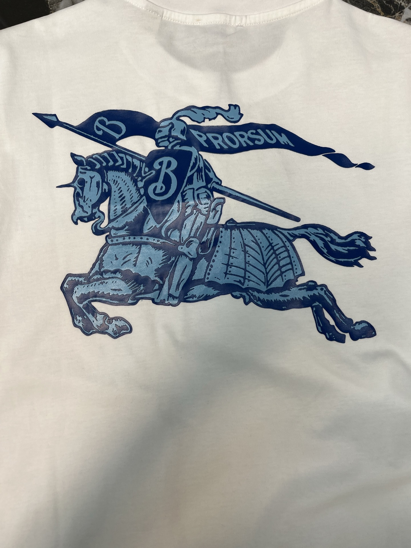 Burberry BBR 蓝骑士圆领短袖